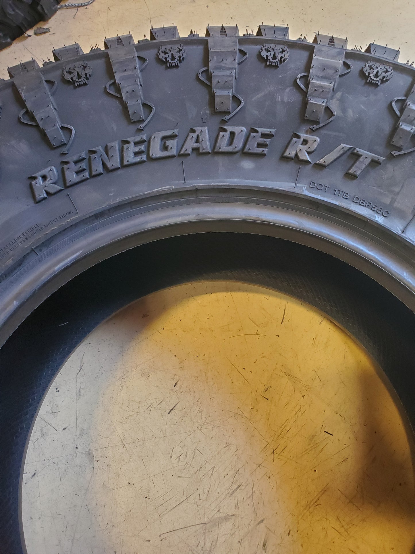 2 RADAR RENEGADE R/T BSW LT 35 12.5 18 128Q 12PLY RUGGED TERRAIN TIRE RASYTH0112