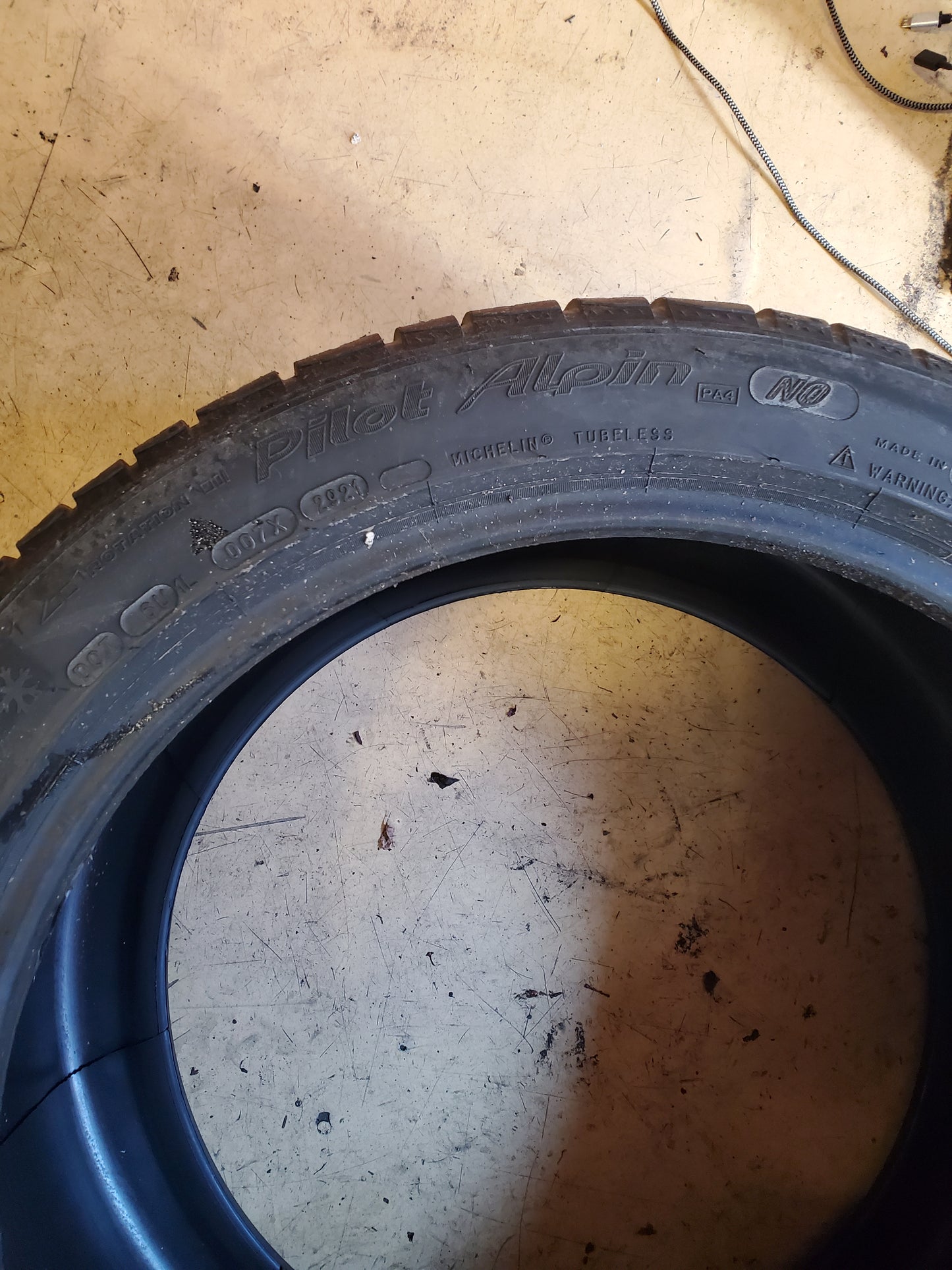 MICHELIN PILOT ALPIN PA4 NO BSW P 315 35 20 110V XL WINTER TIRE 92952