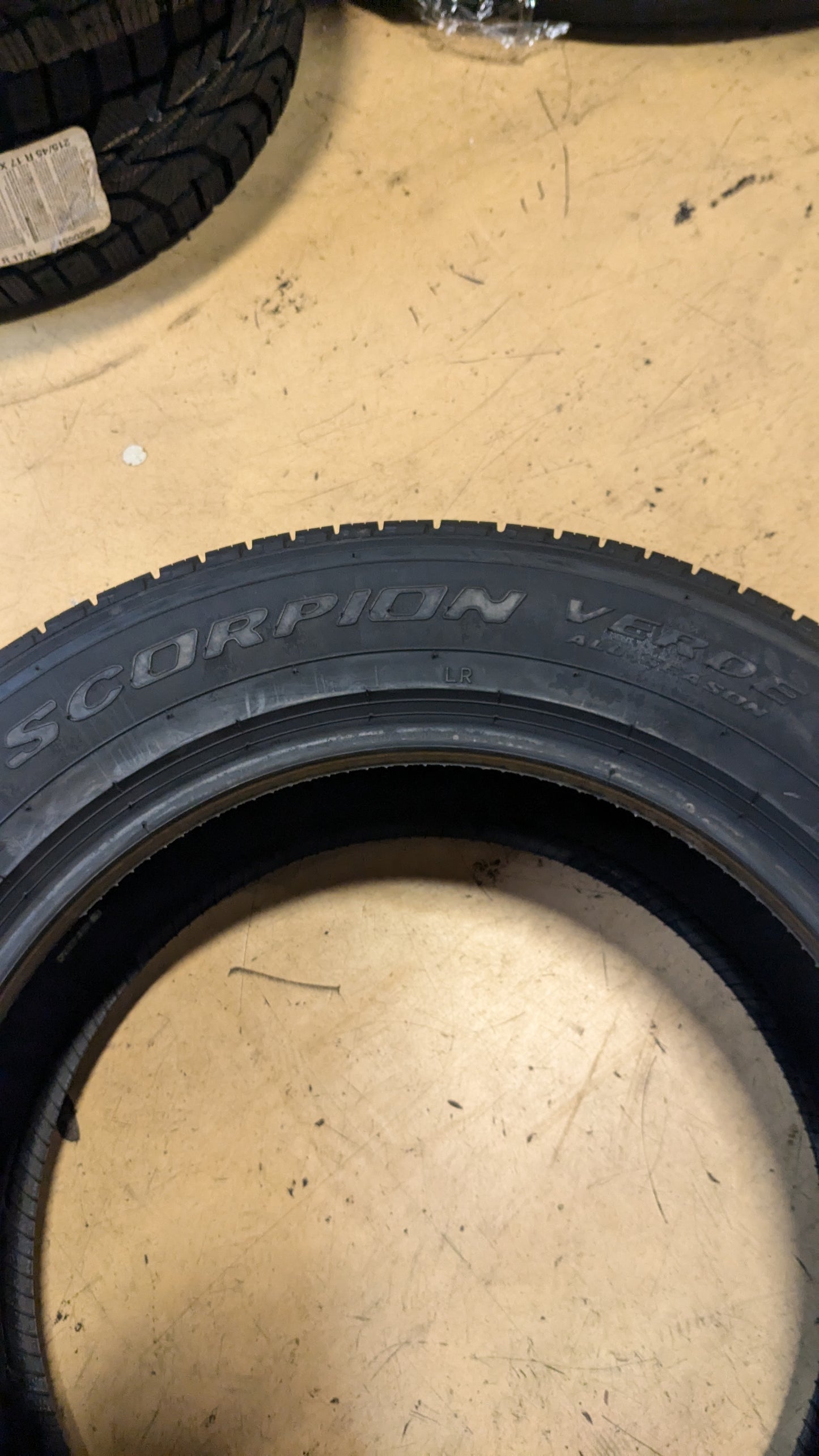 PIRELLI SCORPION VERDE A/S BSW P 235 60 18 107V XL ALL SEASON TIRE 2056000
