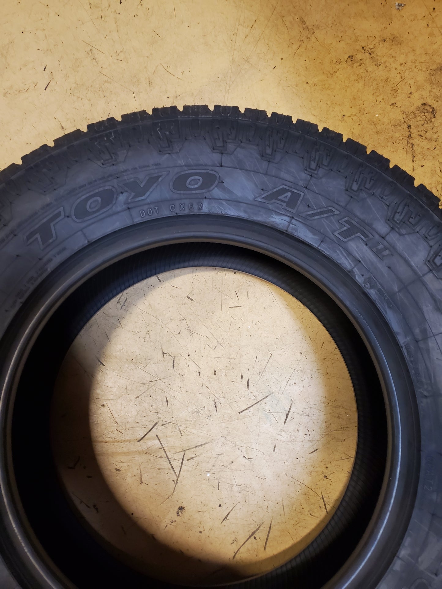 NOS TOYO OPEN COUNTRY AT II BSW P 235 70 16 104T ALL TERRAIN TIRE 352270