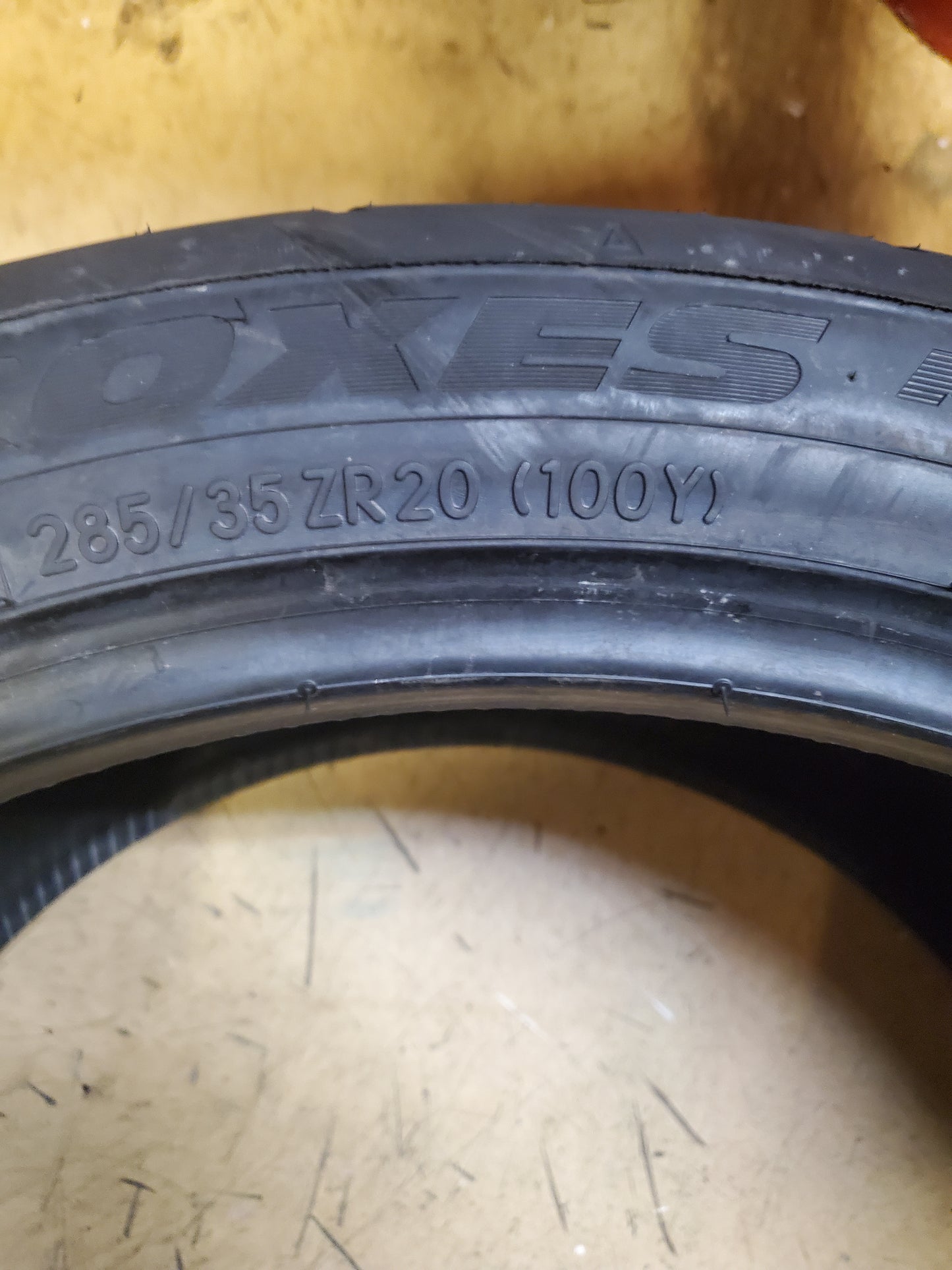 TOYO PROXES R888R BSW P 285 35 20 100Y TRACK COMPETITION TIRE 104150