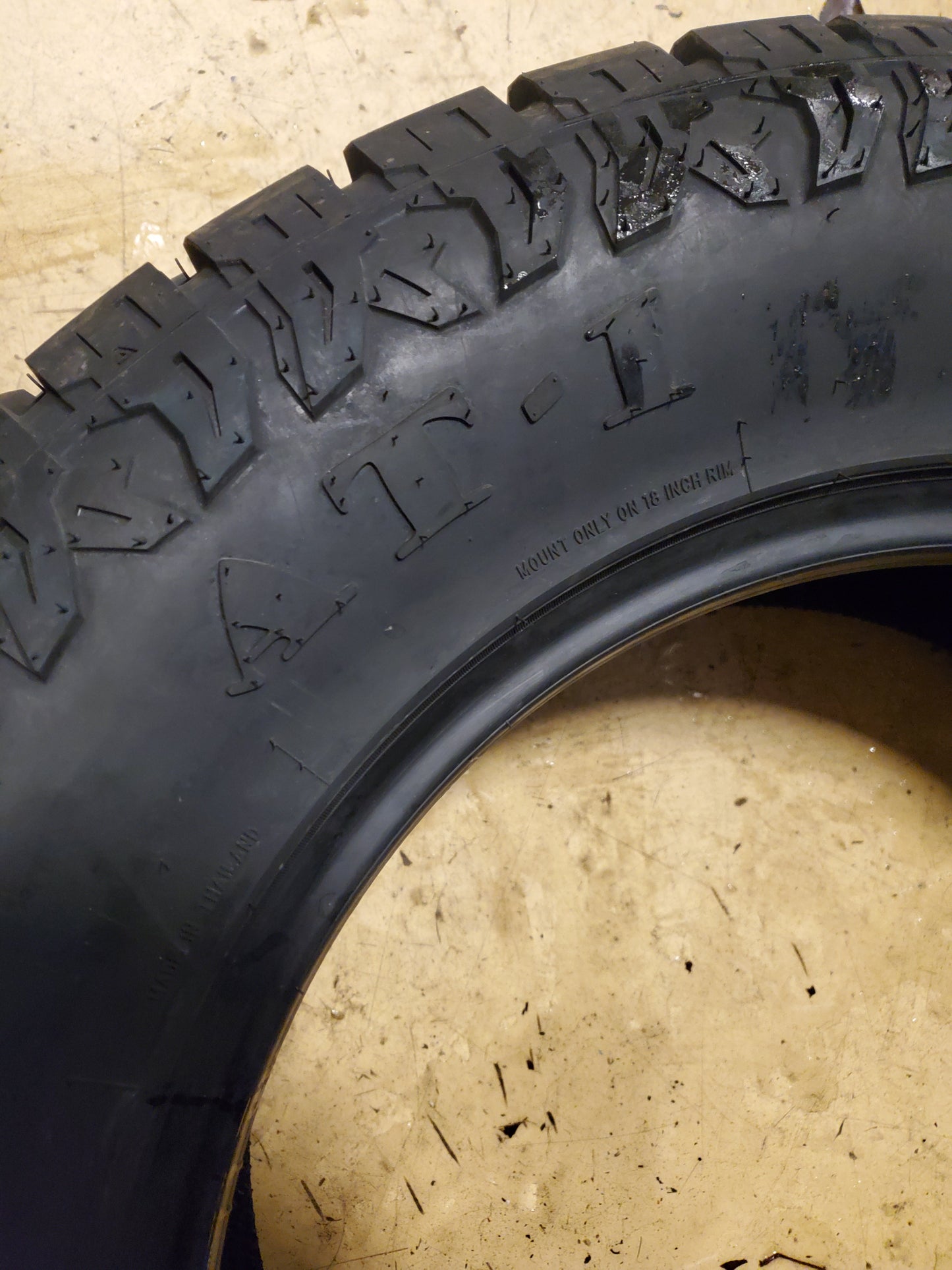 CROSSMAX AT-1 BSW P 265 65 18 114T ALL TERRAIN TIRE SUV1801ATCS