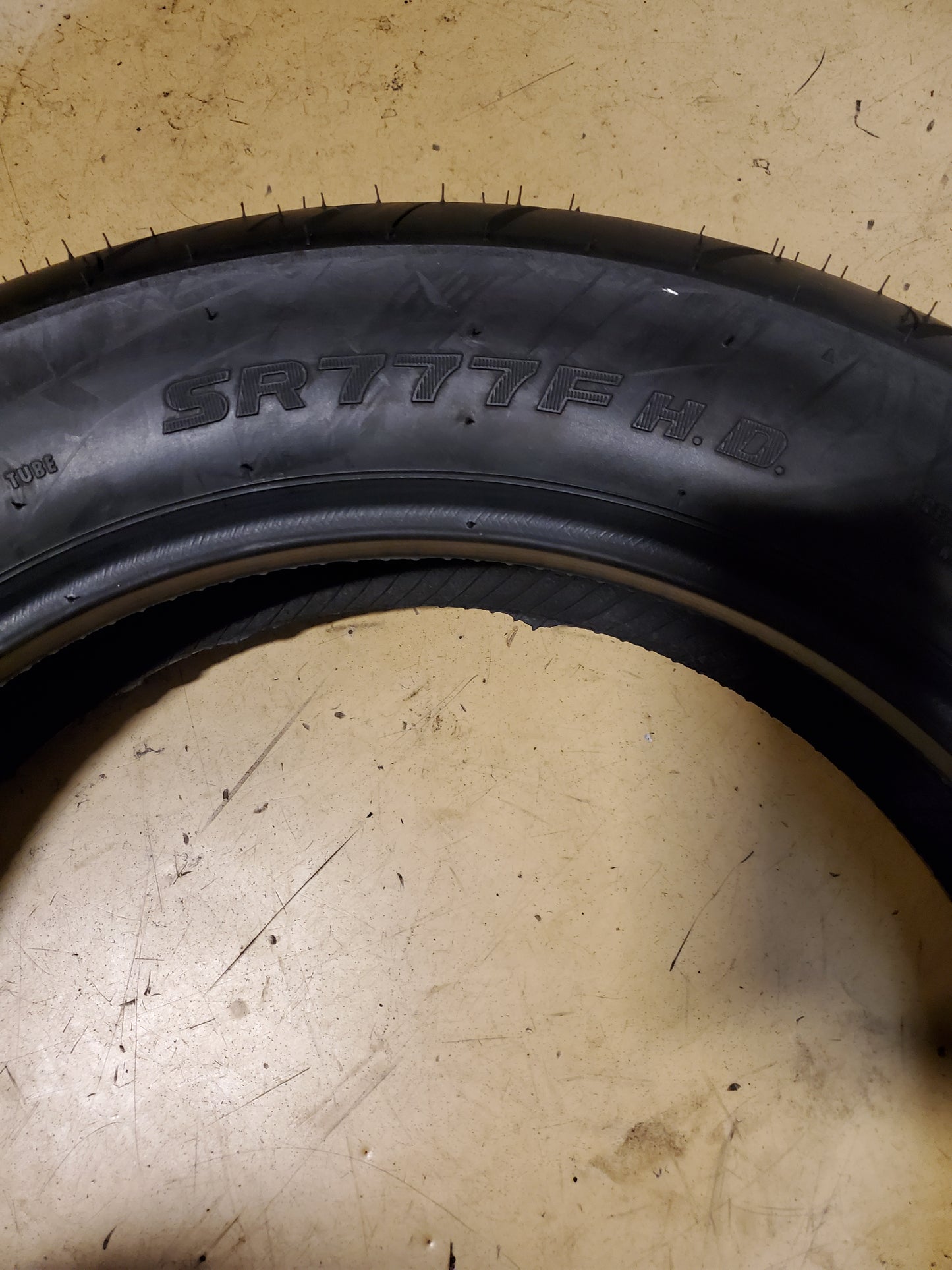 SHINKO SR777F HD BSW 130 90 16 73H FRONT MOTORCYCLE TIRE 874585