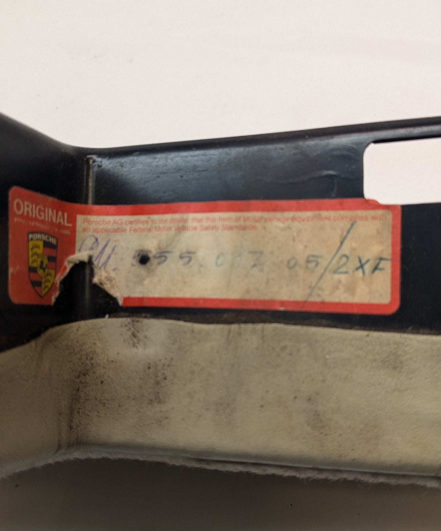 USED PORSCHE CARRERA 911 DRIVER DOOR PANEL POCKET LID STORAGE 911 555 444 00