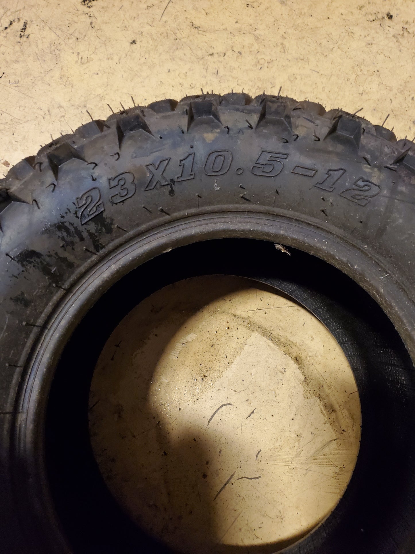 GTW PREDATOR A/T BSW 23 10.5 12 4PLY GOLF TIRE 20060