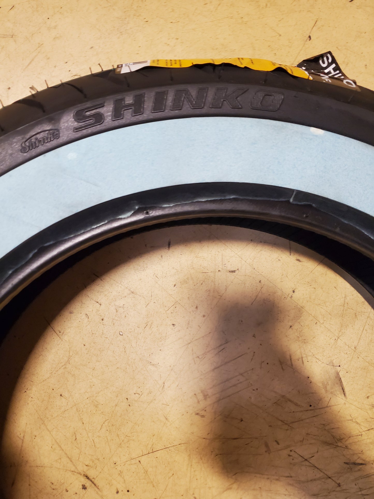 SHINKO SR777R HD WW 130 90 16 73H REAR MOTORCYCLE TIRE 874595