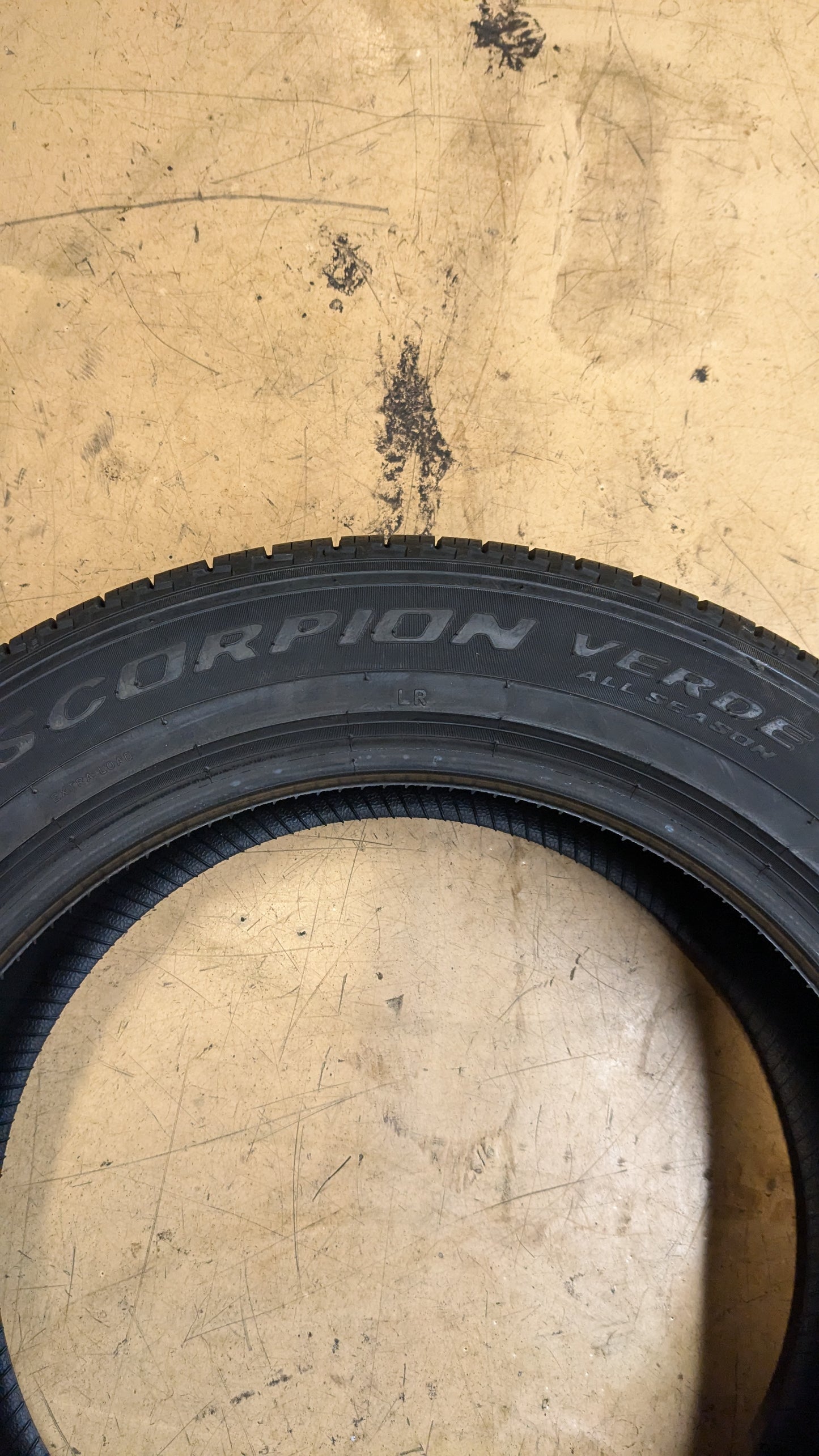 PIRELLI SCORPION VERDE A/S LAND ROVER BSW P 255 55 20 110W XL ALL SEASON TIRE 2154900