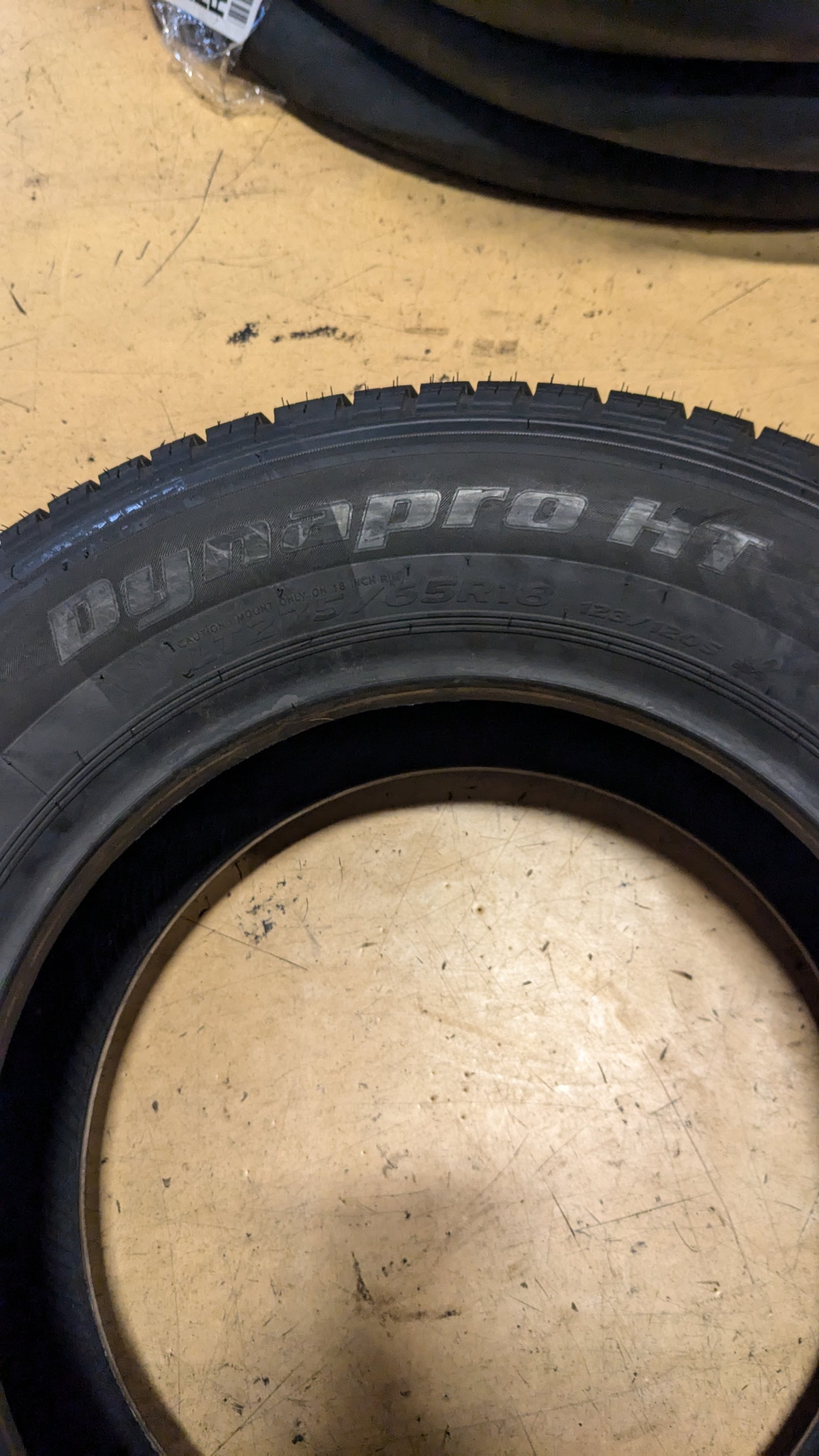 NOS HANKOOK DYNAPRO HT BSW LT 275 65 18 123/120S ALL SEASON TIRE 2021227