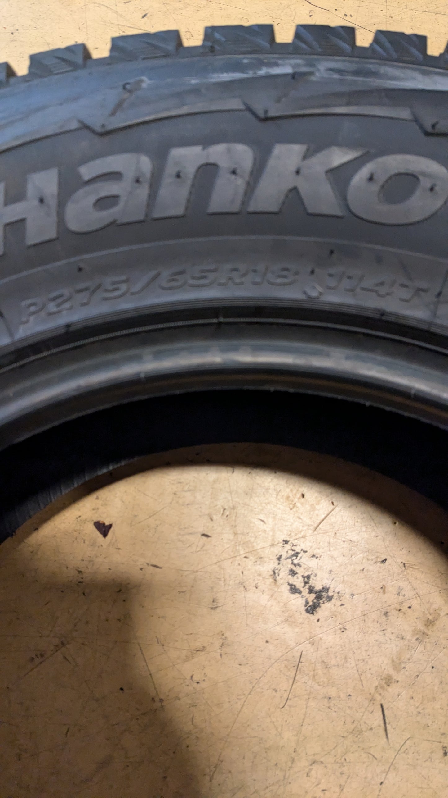 NOS HANKOOK I PIKE RW11 BSW P 275 65 18 114T XL WINTER TIRE 2021294