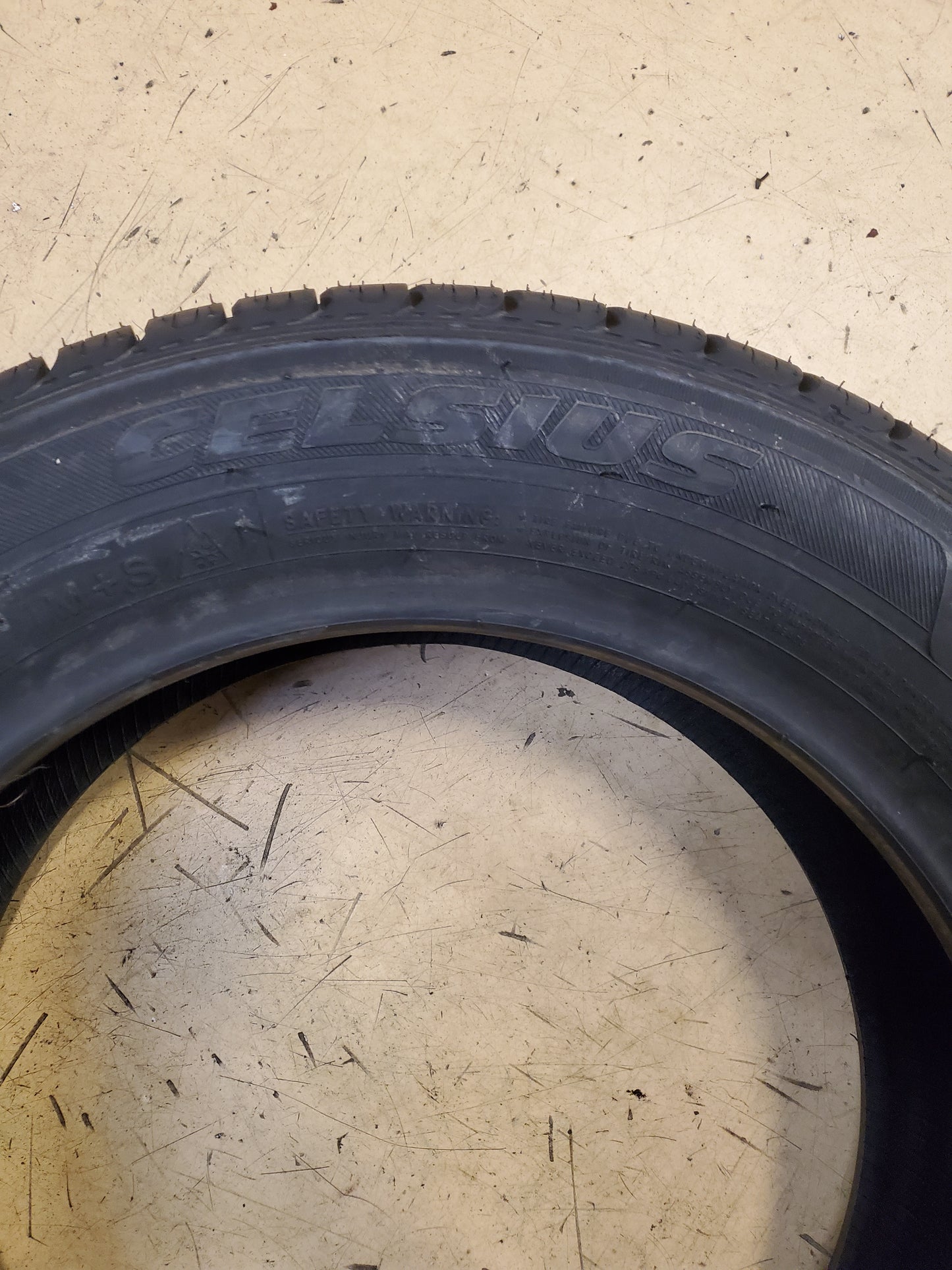 TOYO CELSIUS BSW P 185 60 15 84T ALL SEASON TIRE 128250