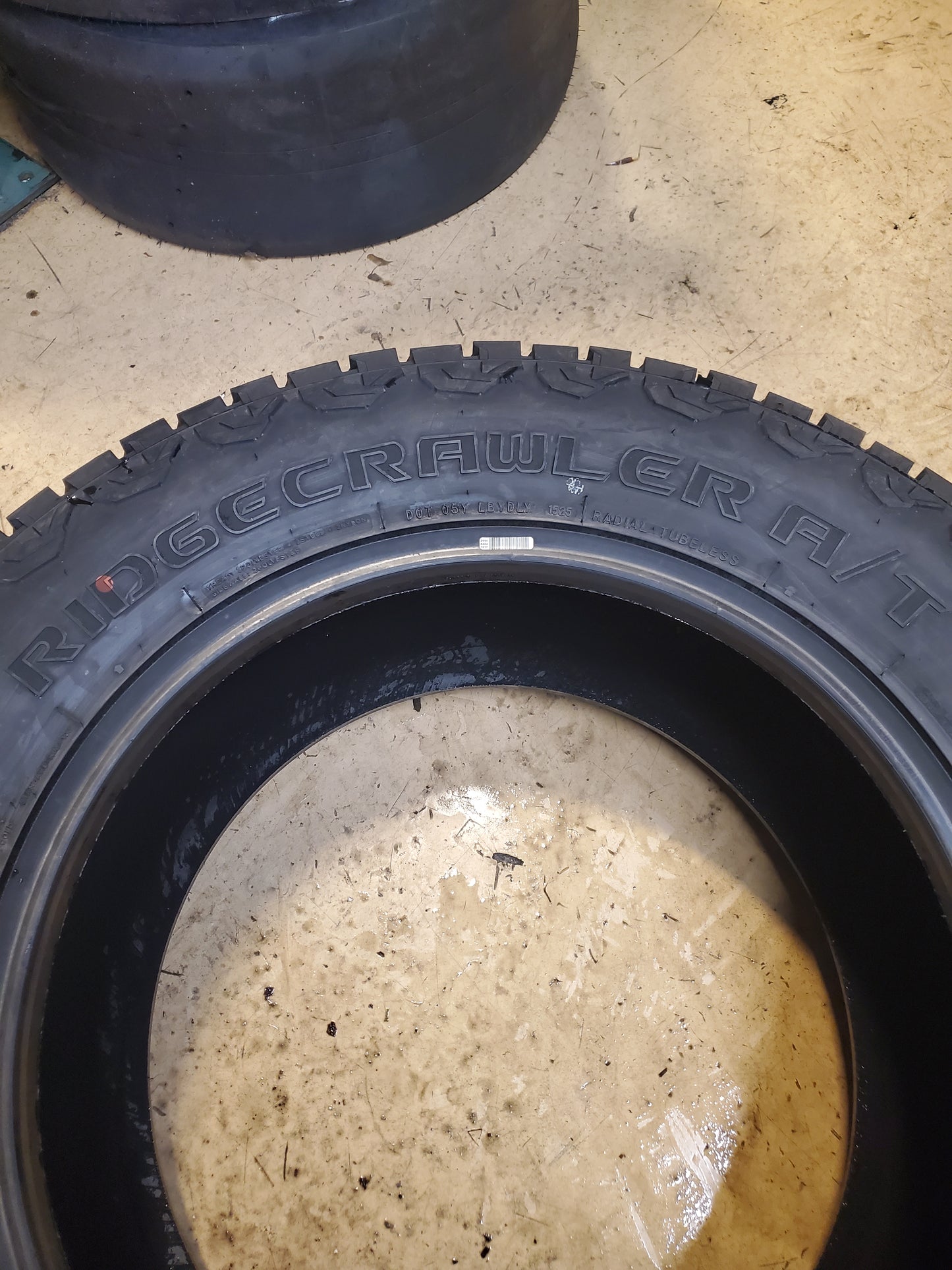 BLACKHAWK RIDGECRAWLER A/T BSW LT 35 12.5 20 121R 10PLY ALL TERRAIN TIRE 4120889V