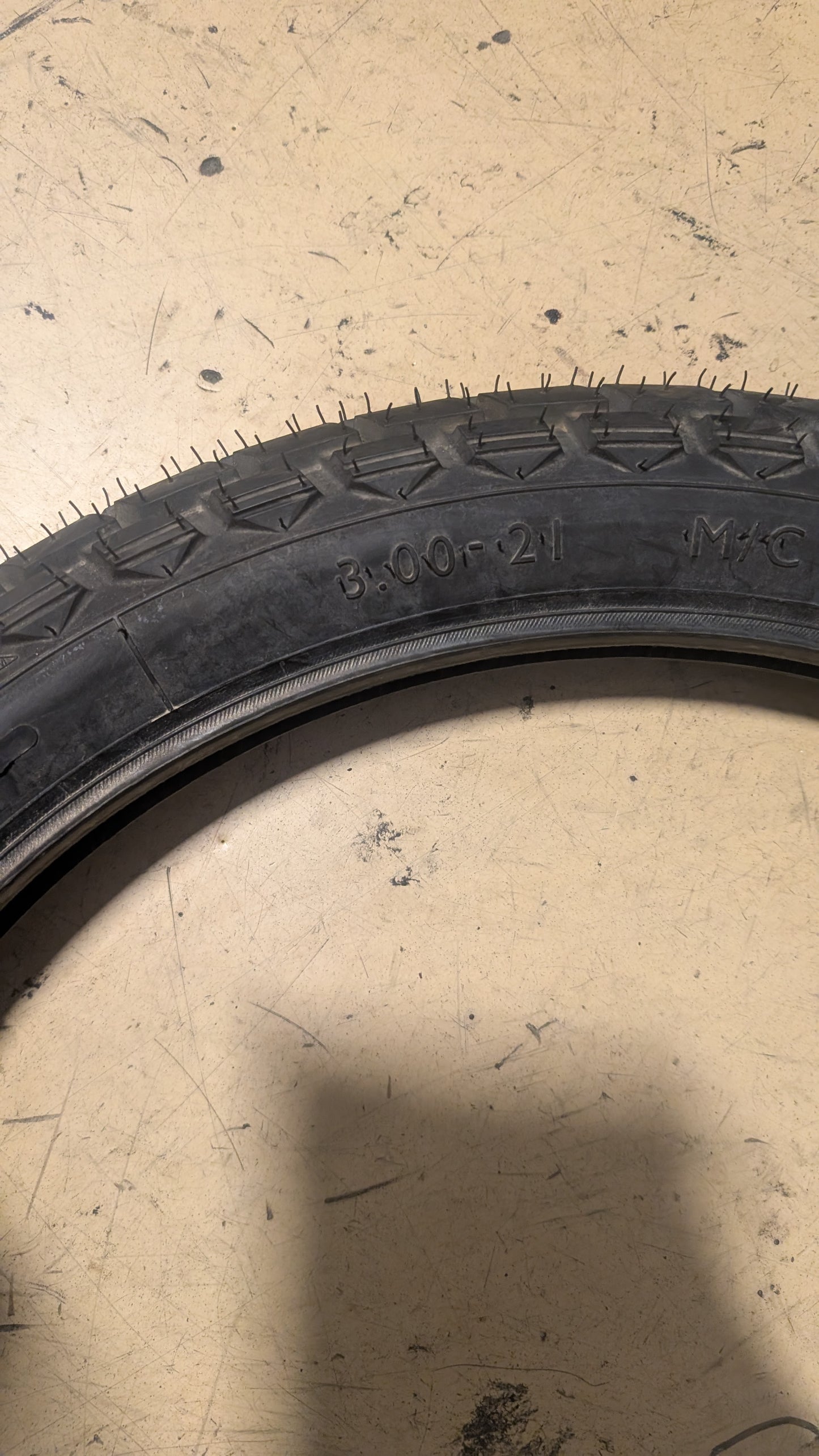 NOS BATES BAJA BSW 3 21 57T MOTORCYCLE TIRE 011314