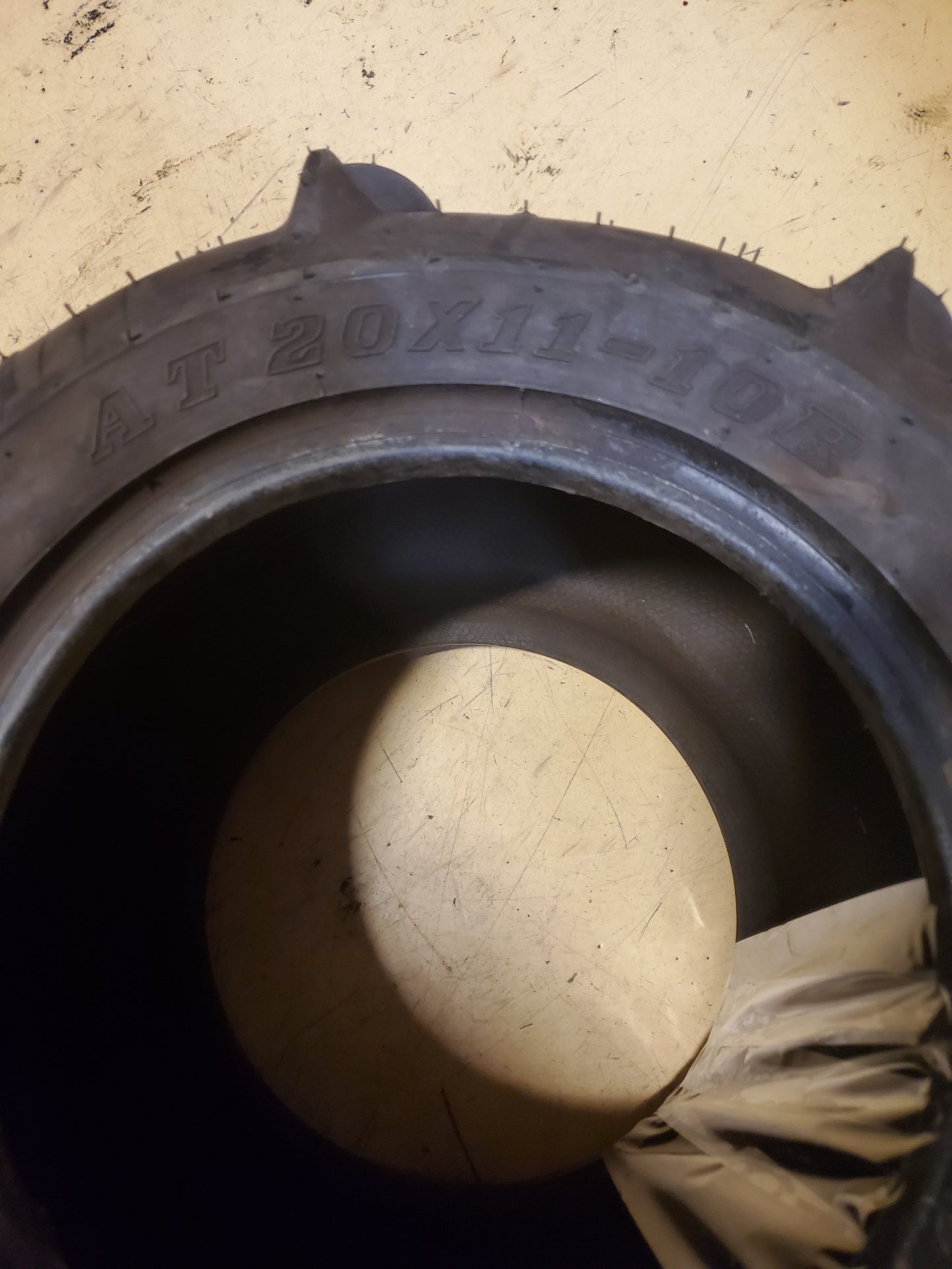 SEDONA CYCLONE BSW AT 20 11 10R SAND TIRE CY201110L