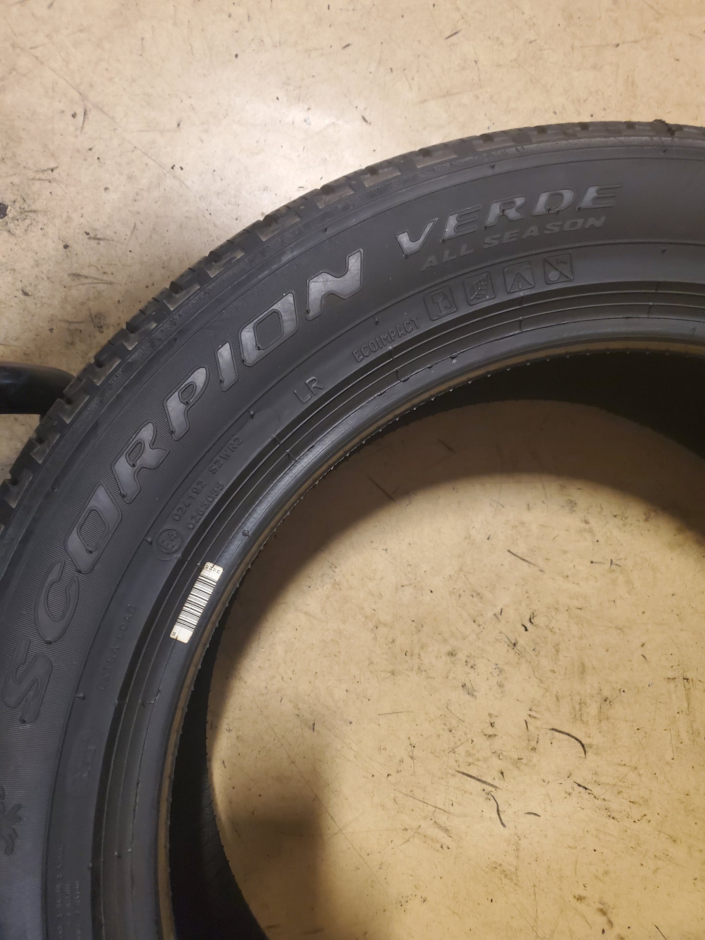 NOS PIRELLI SCORPION VERDE A/S BSW P 255 55 20 110Y ALL SEASON TIRE 2166700