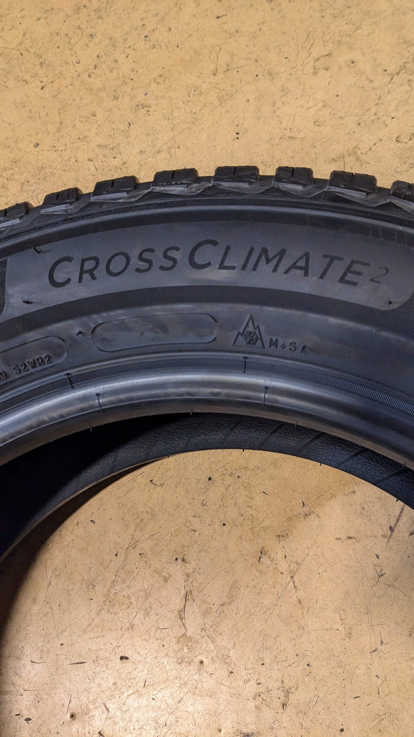 MICHELIN CROSSCLIMATE 2 BSW P 205 65 16 95H ALL SEASON TIRE 76709