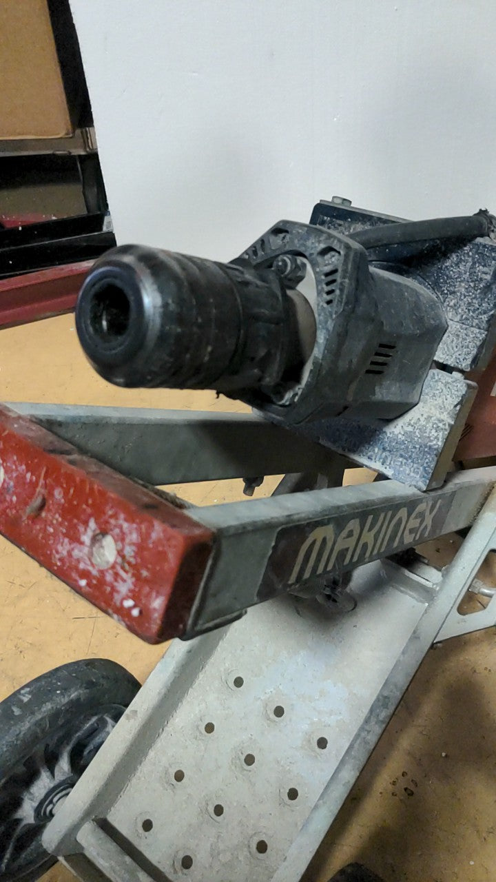 USED MAKINEX JACKHAMMER WITH HILTI TE 1000-AVR DEMOLITION HAMMER