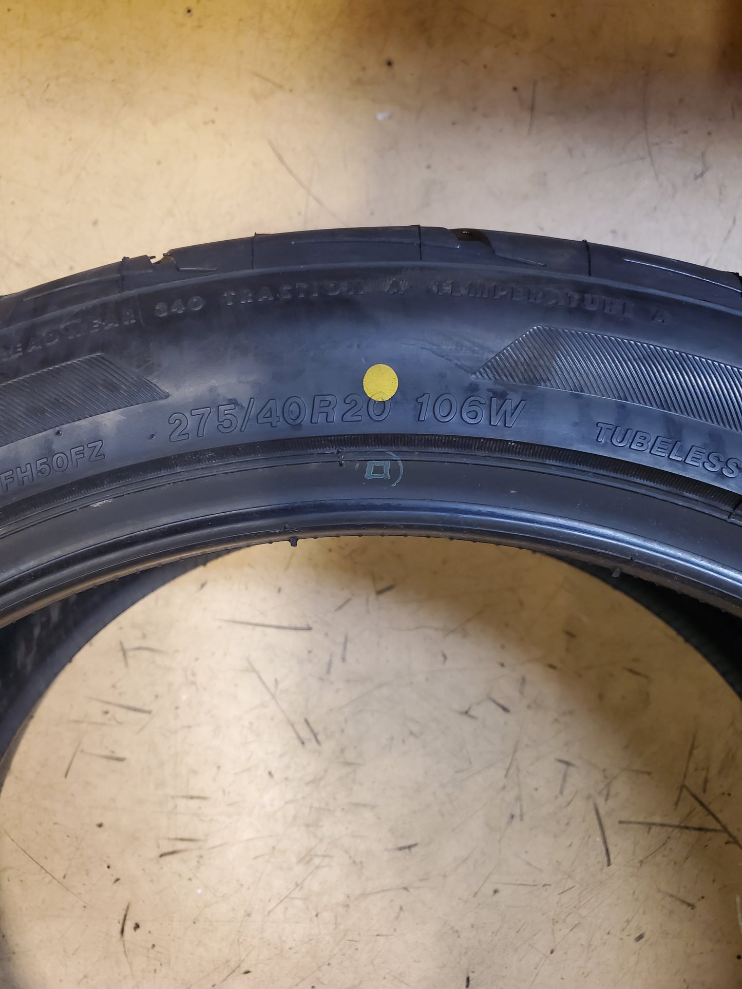 FIRESTONE FIREHAWK INDY 500 BSW P 275 40 20 106W XL UHP TIRE 012921