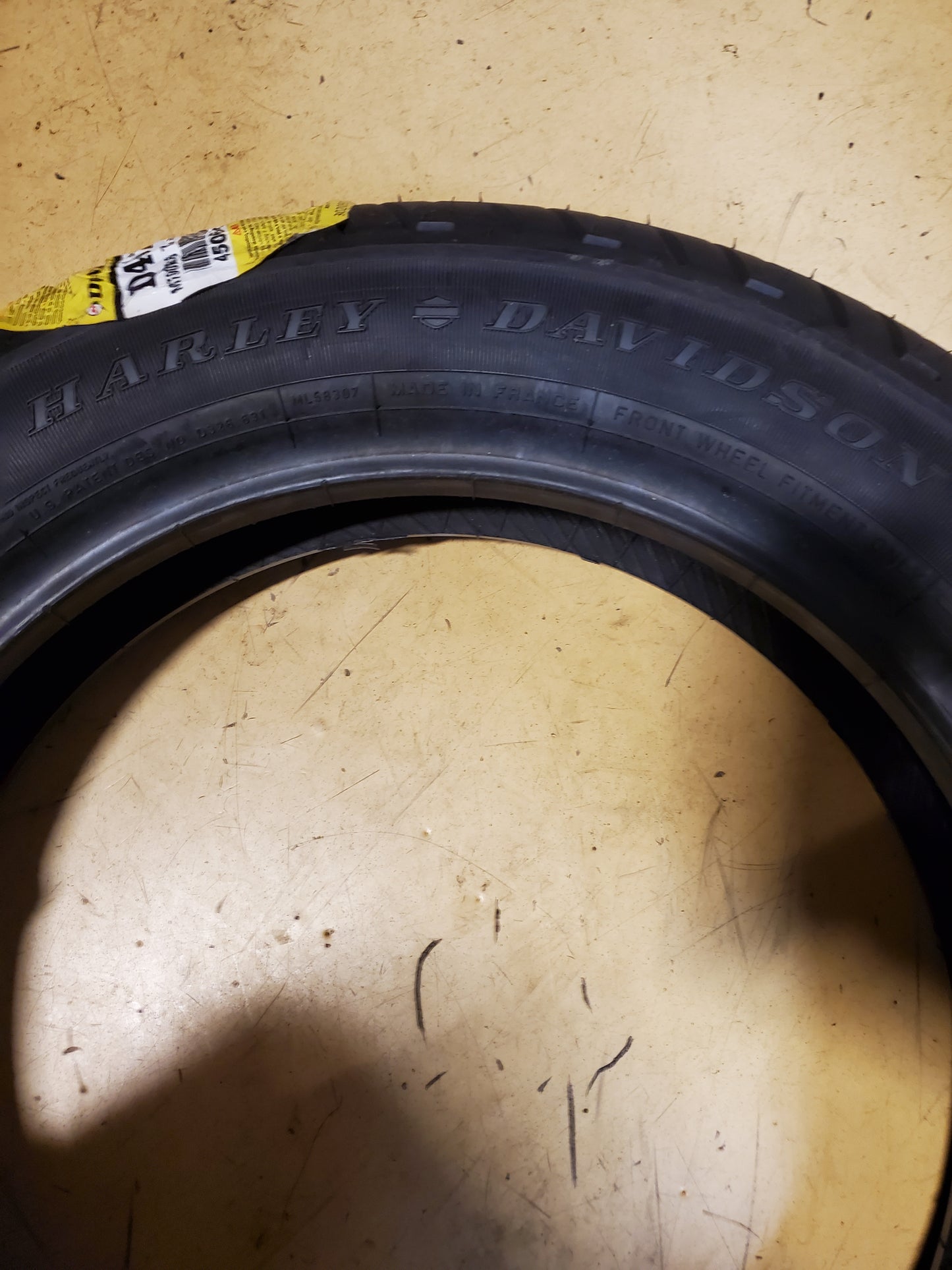 DUNLOP D402F HARLEY DAVIDSON MT90 16 72H FRONT MOTORCYCLE TIRE 45006018