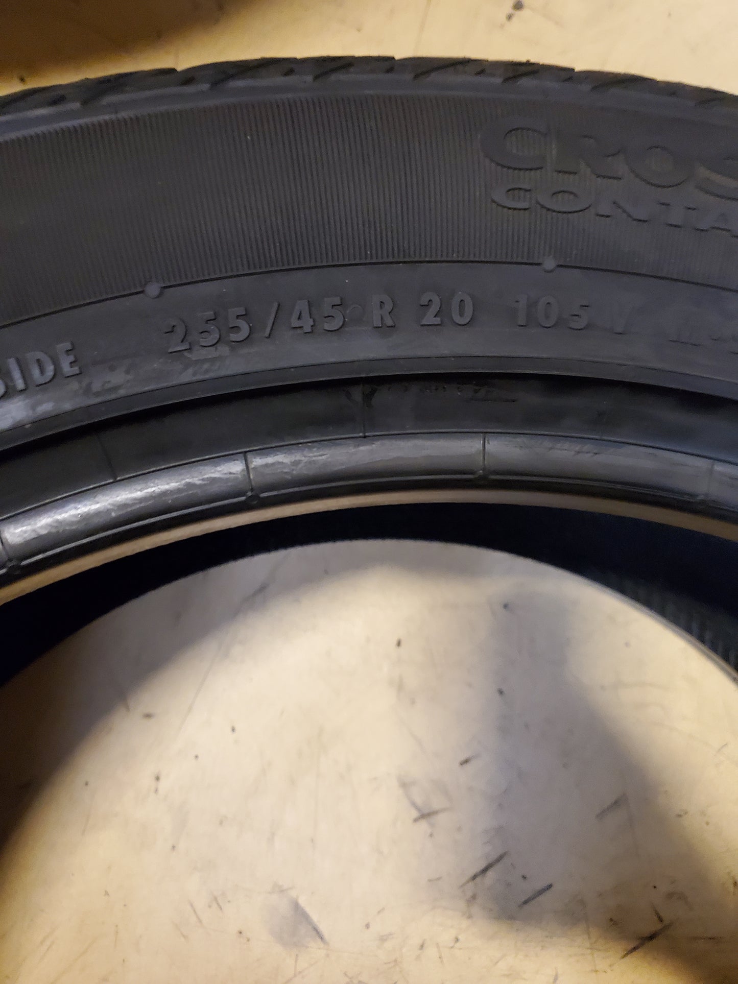 CONTINENTAL CROSSCONTACT LX SPORT P 255 45 20 105V XL TIRE 03591600000