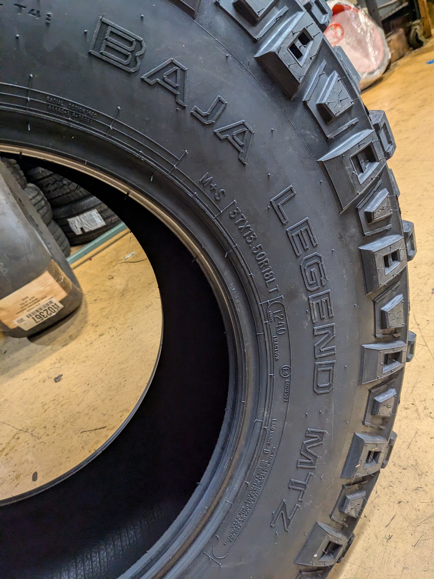 (KSL ONLY) 4 MICKEY THOMPSON BAJA LEGEND MTZ BSW LT 37 13.5 18 124Q D MUD TERRAIN TIRE 331149005