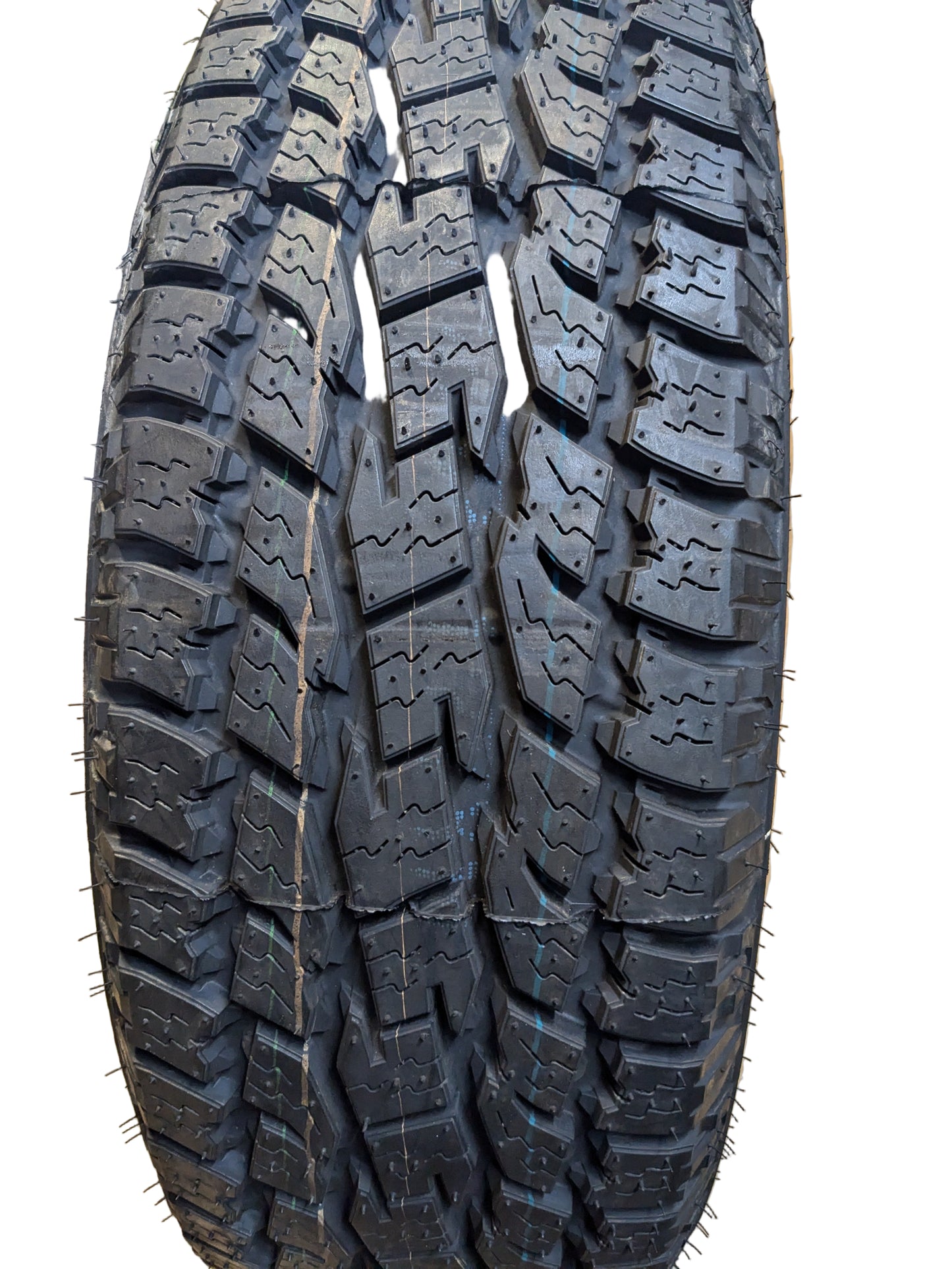 NOS TOYO OPEN COUNTRY A/T II BSW P 225 65 17 102H ALL TERRAIN TIRE 352960