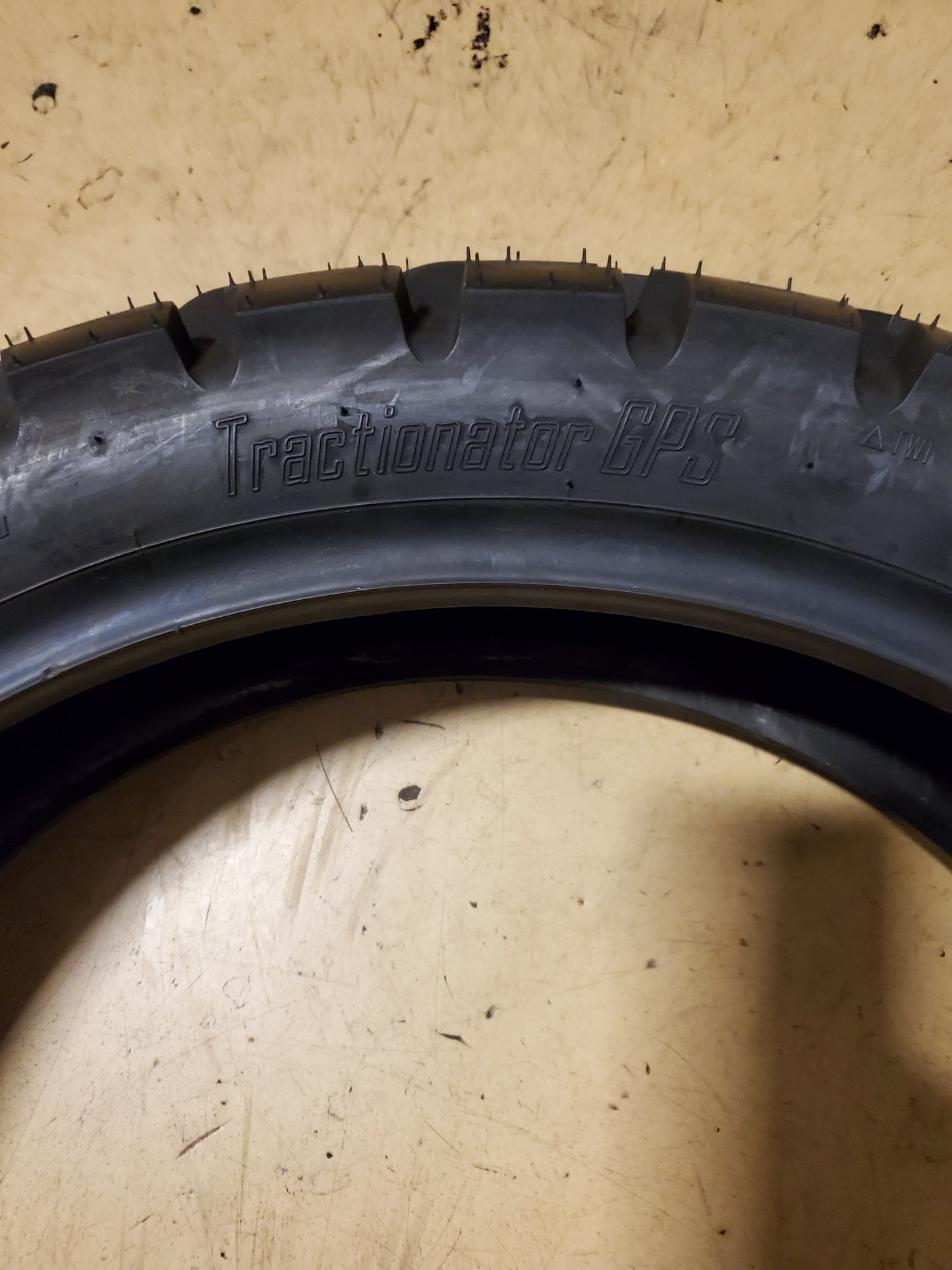 MOTOZ TRACTIONATOR GPS BSW 170 60 17 72Q REAR MOTORCYCLE TIRE 1417006017