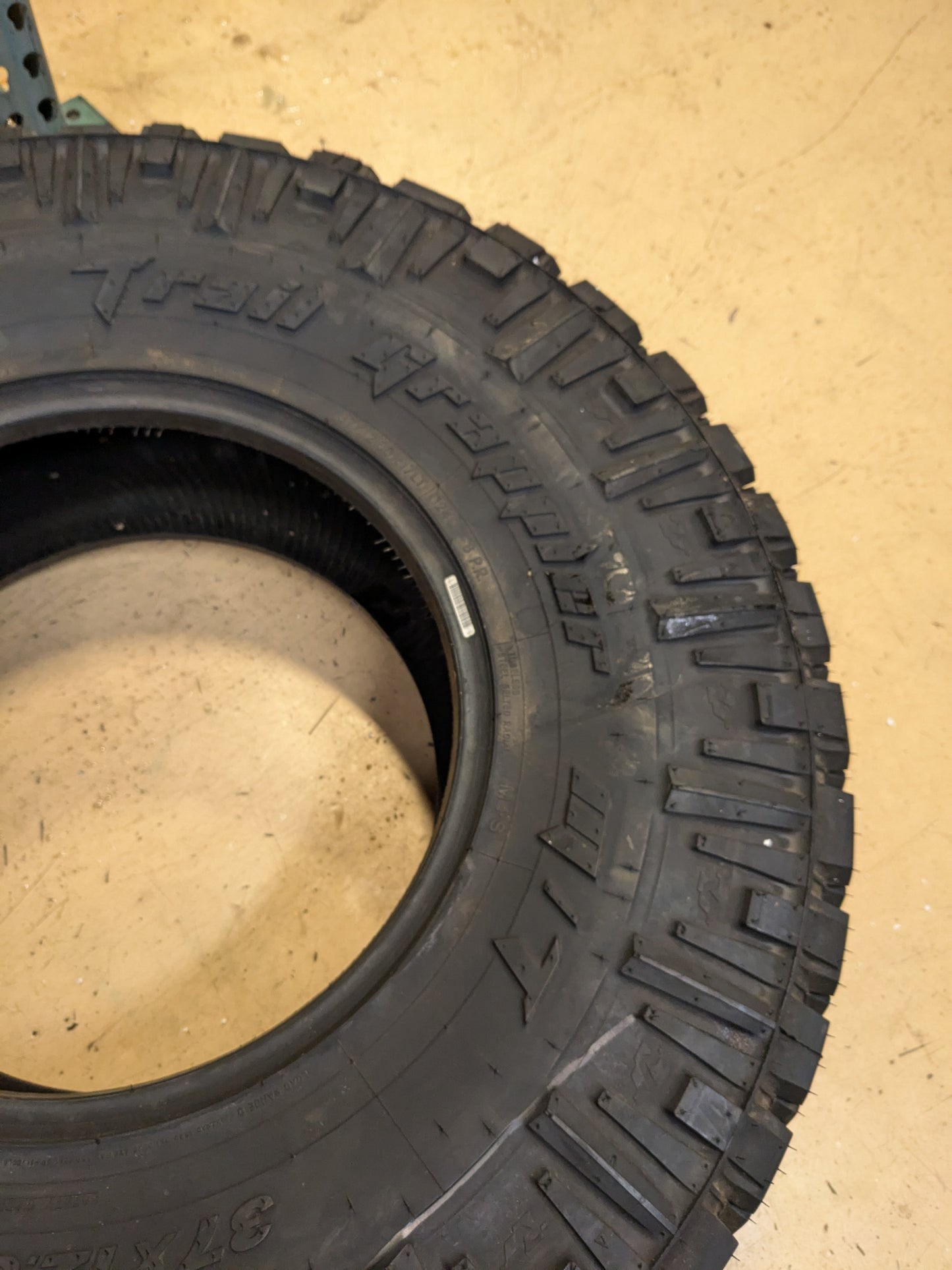 (KSL ONLY) 2 NITTO TRAIL GRAPPLER MT LT 37 12.5 17 124Q LRD 8PLY MUD TERRAIN TIRES 205880
