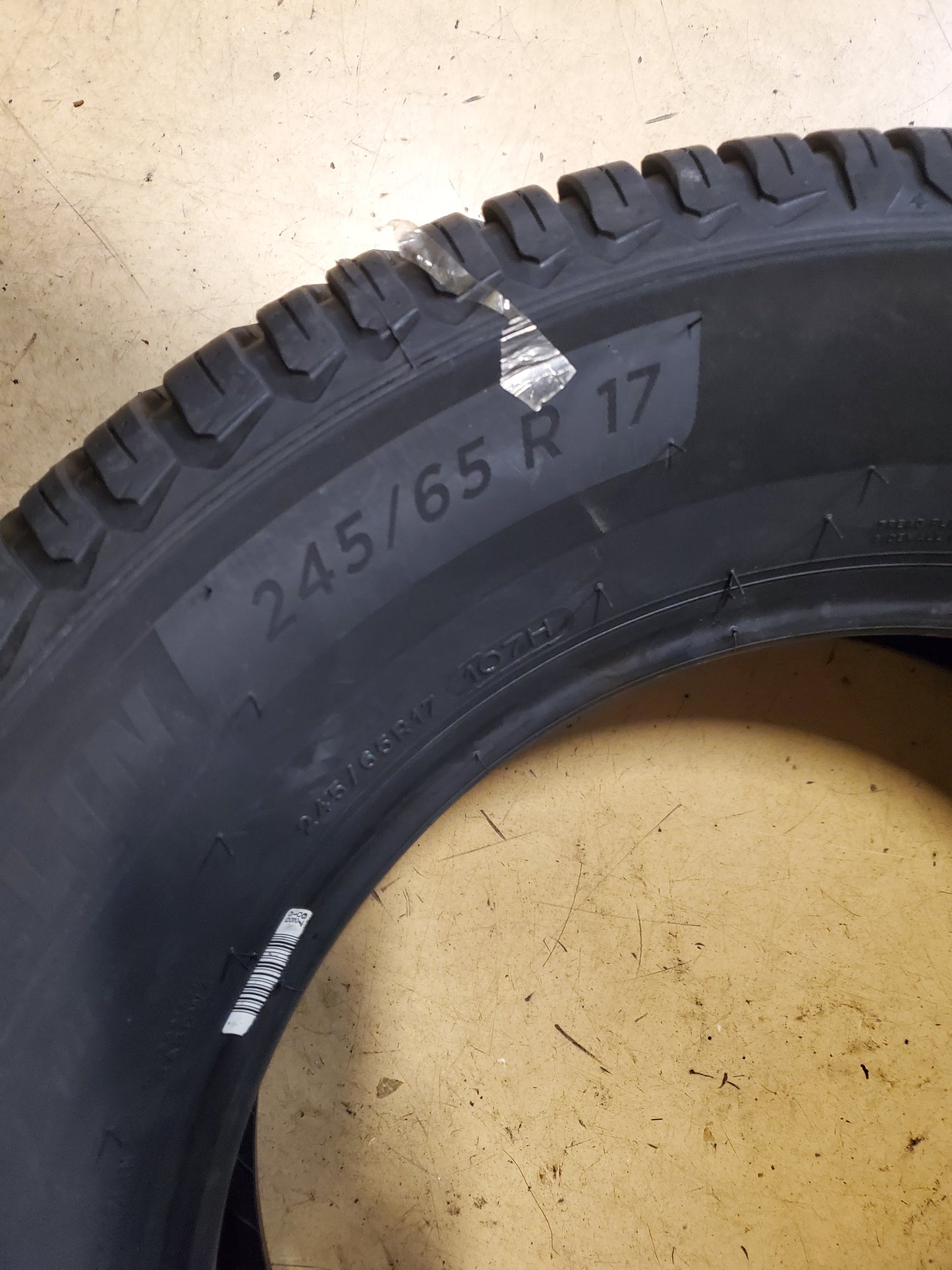 2 MICHELIN CROSSCLIMATE2 BSW P 245 65 17 107H ALL SEASON TIRE 08401