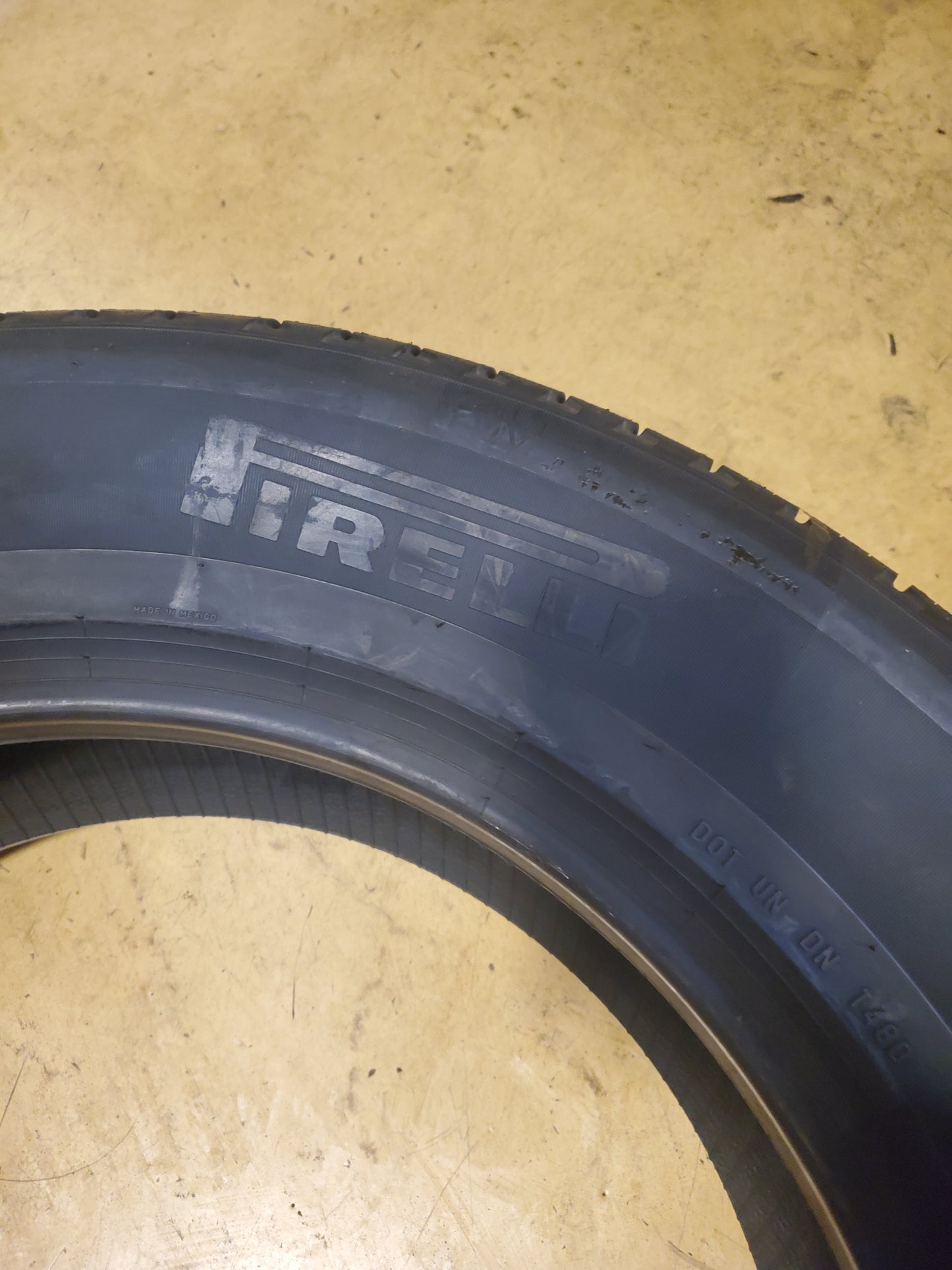 NOS PIRELLI SCORPION VERDE A/S PLUS BSW P 255 60 19 109H ALL SEASON TIRE 2448000