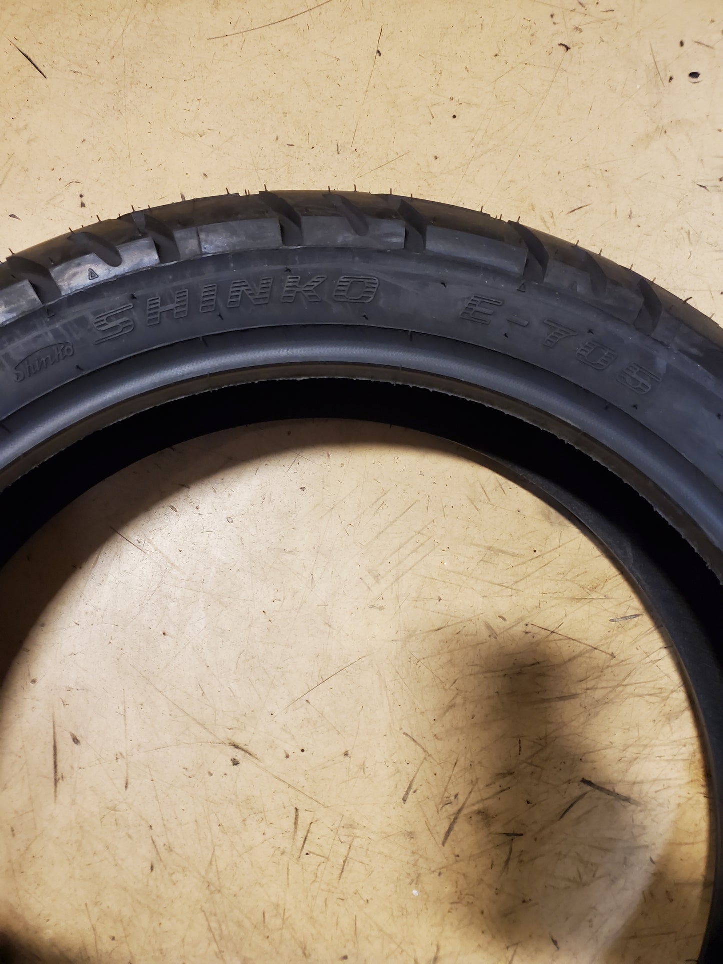 SHINKO 705 BSW 150 70 18 70V REAR MOTORCYCLE TIRE 874537