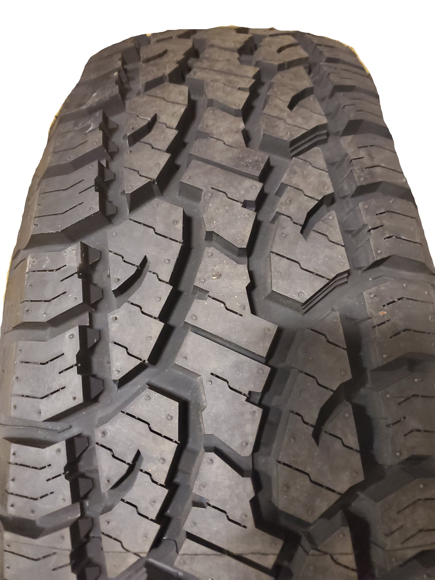 (KSL ONLY) 4 TRAIL GUIDE ALL TERRAIN RWL LT 265 70 17 121/118S LRE 10 PLY ALL TERRAIN TIRES TGT92