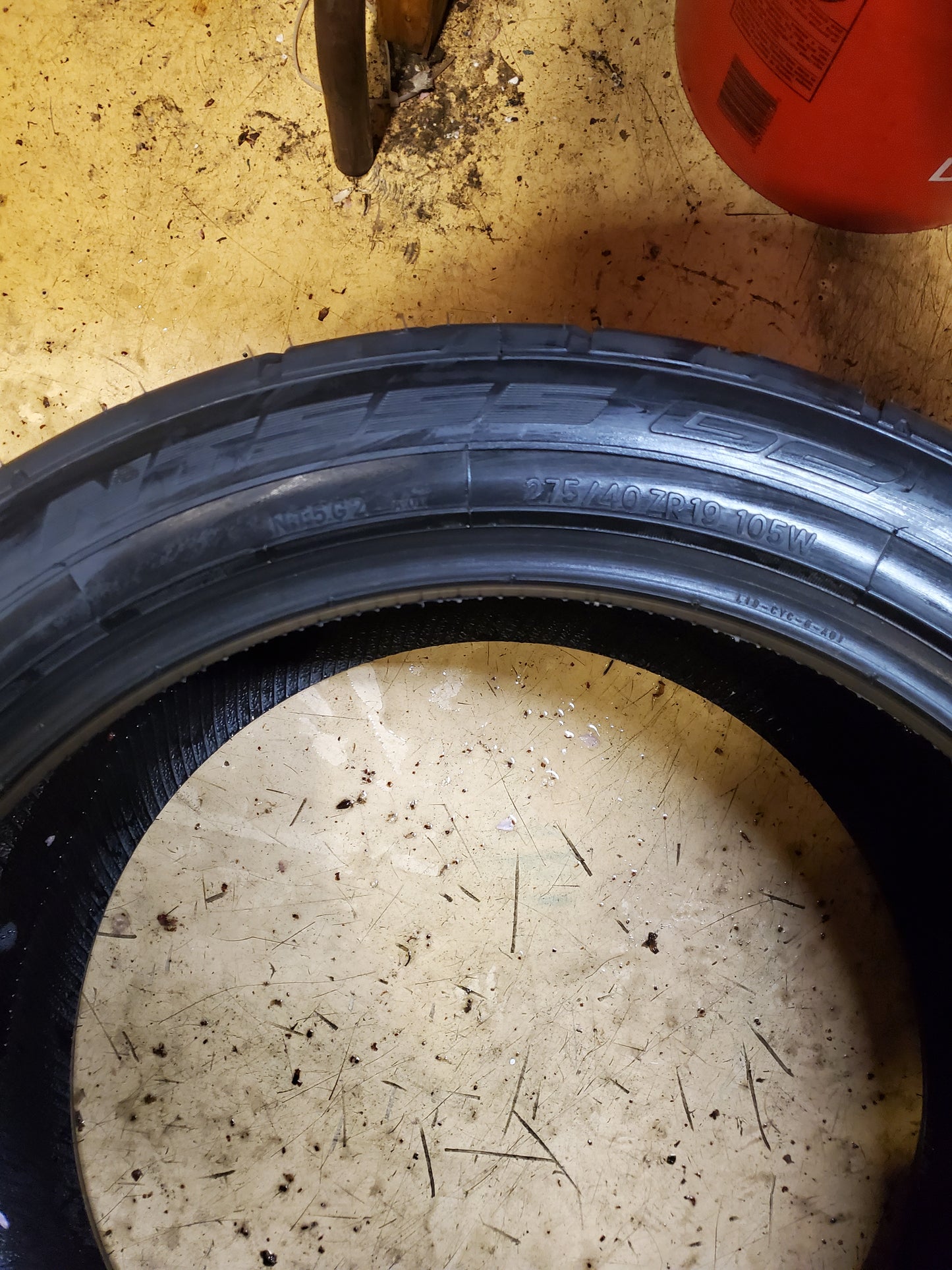 NITTO NT555 G2 BSW P 275 40 19 105W XL UHP TIRE 211090