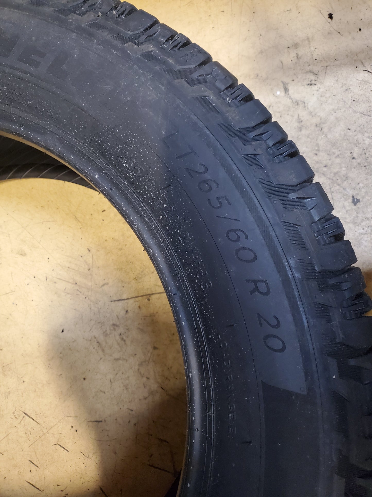 MICHELIN DEFENDER LTX PLATINUM LT 265 60 20 121/118S 10PLY ALL SEASON TIRE 34778