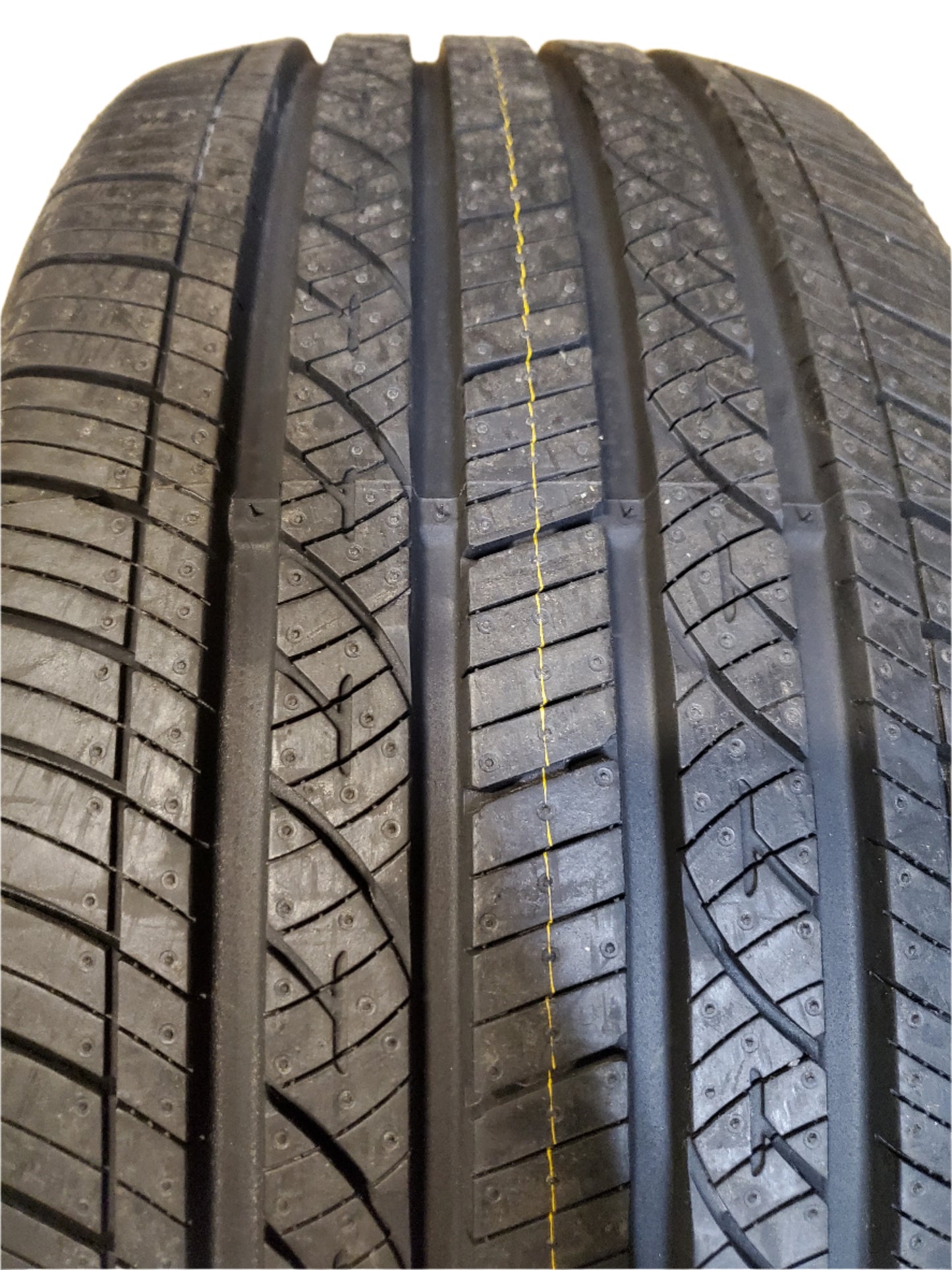 NEXEN CP671 BSW P 235 45 18 94H ALL SEASON TIRE 12910NXK