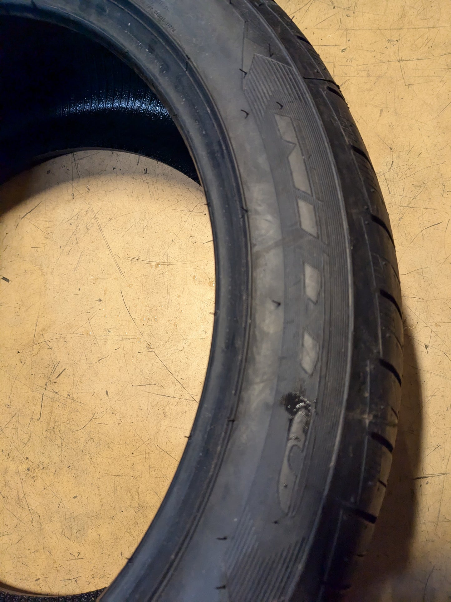 4 NITTO MOTIVO BSW P 275 40 20 106Y UHP TIRE 210470