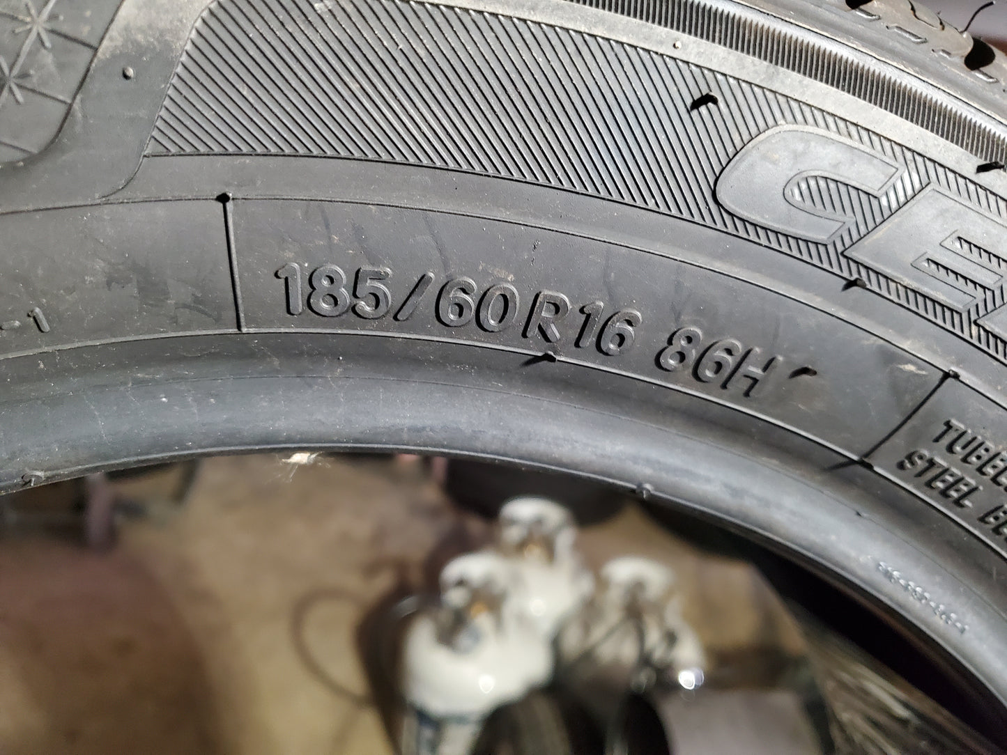 TOYO CELSIUS BSW P 185 60 16 86H ALL SEASON TIRE 221290