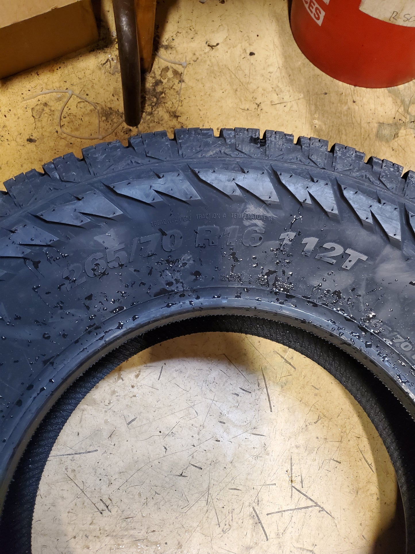KUMHO ROAD VENTURE AT52 BSW P 265 70 16 112T ALL TERRAIN TIRE 2283783