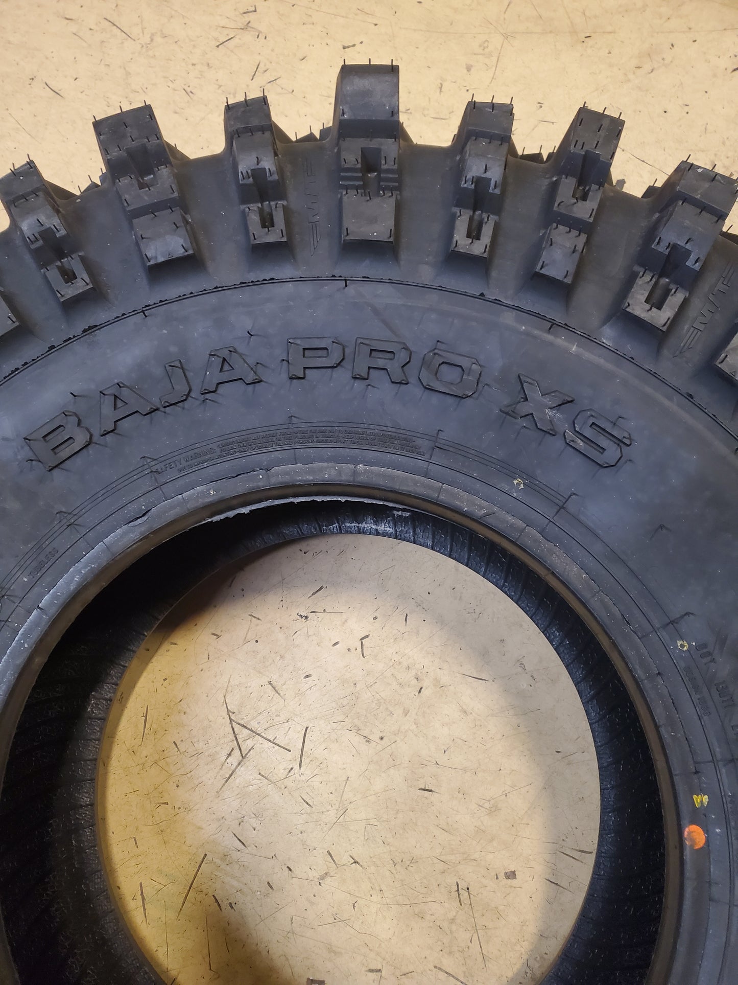 MICKEY THOMPSON BAJA PRO XS BSW LT 40 13.50 17 6PLY MUD TIRE 331251018