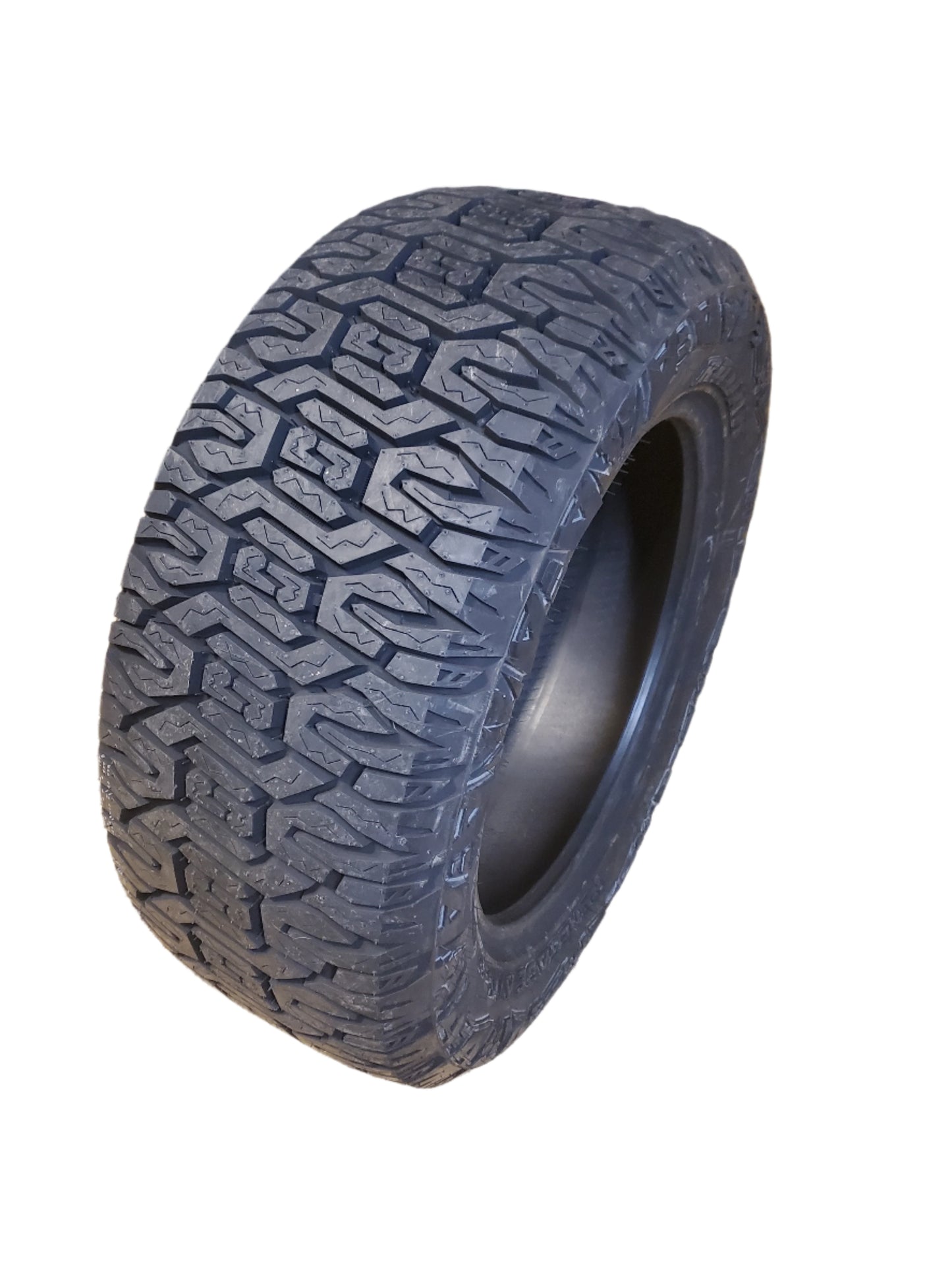 RADAR RENEGADE A/T PRO BSW LT 295 55 20 123/120S 10PLY TIRE RACSTH0018