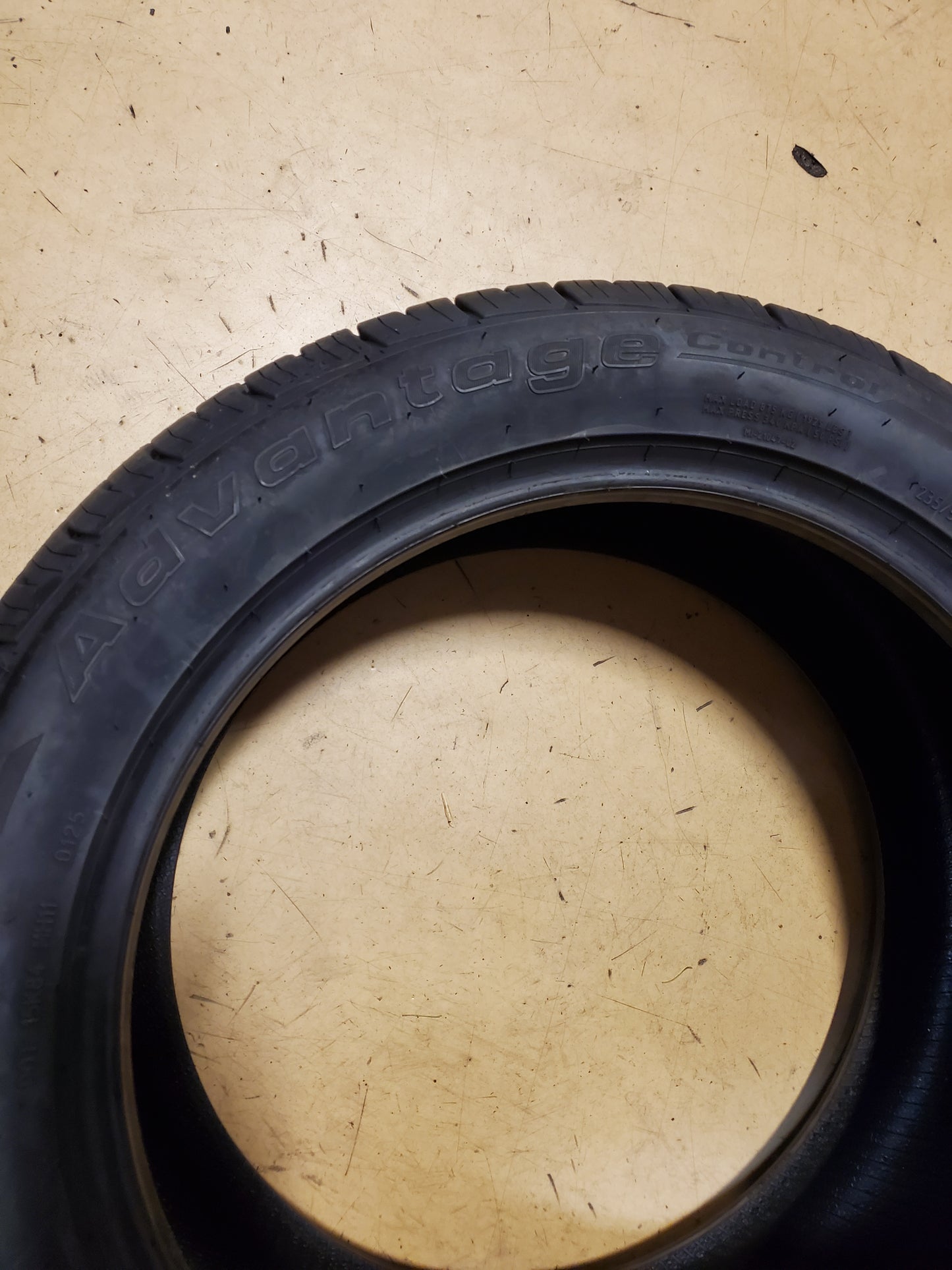 BFGOODRICH ADVANTAGE CONTROL BSW P 235 50 19 103H XL ALL SEASON TIRE 32076