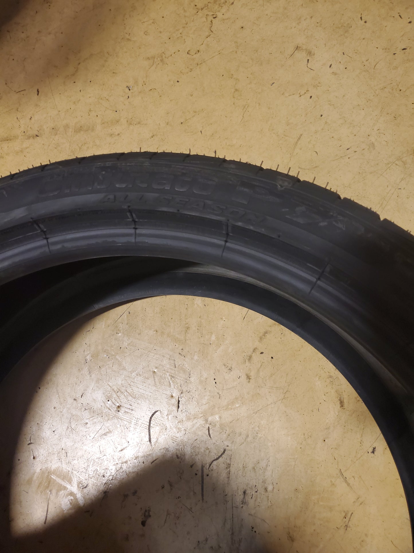 PIRELLI CINTURATO P7 ALL SEASON BSW P 255 35 19 96V XL ALL SEASON TIRE 2146800