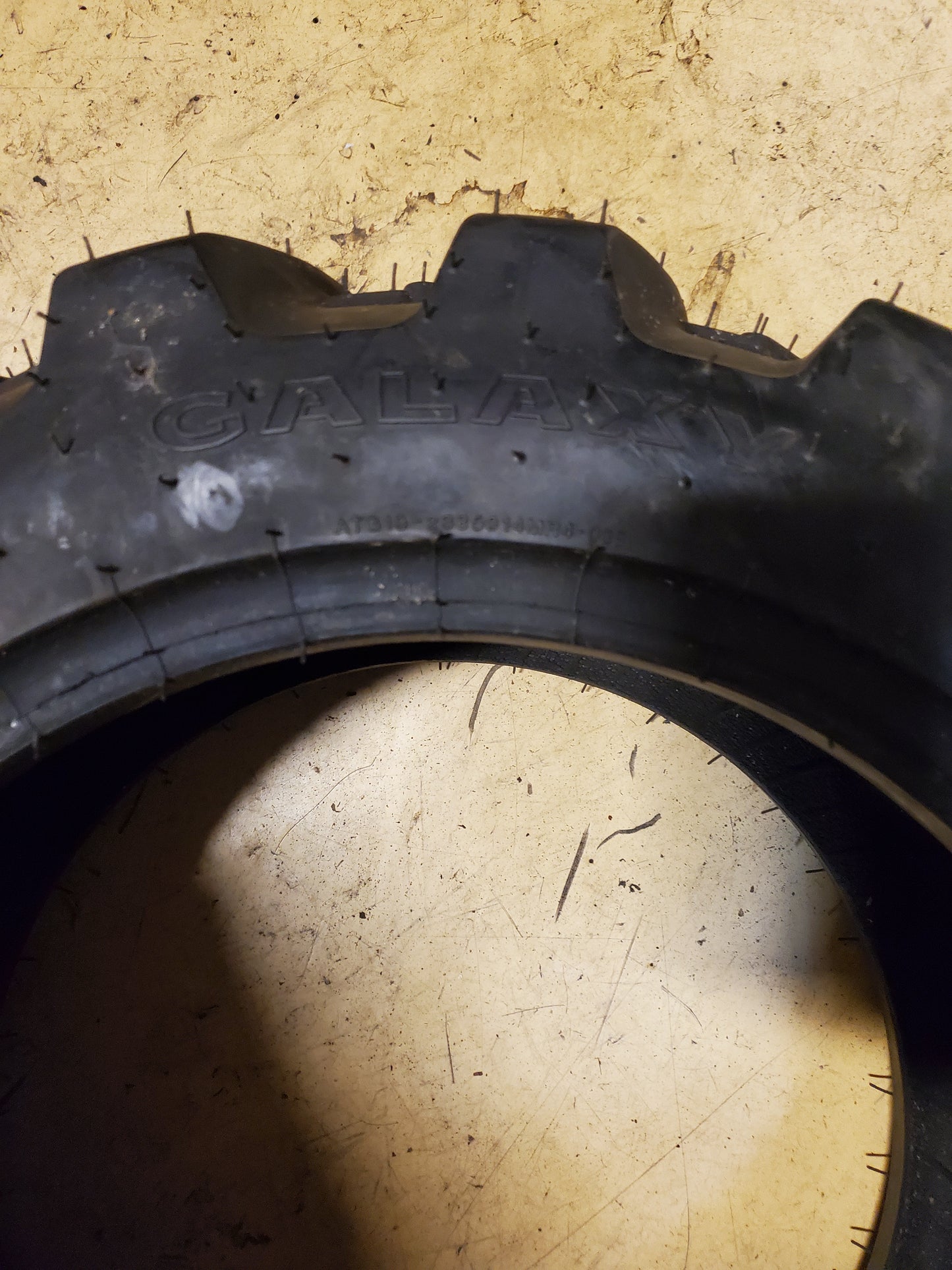 GALAXY THE MARATHONER 101A2 BSW 23 8.5 14 6PLY INDUSTRIAL TIRE 102045