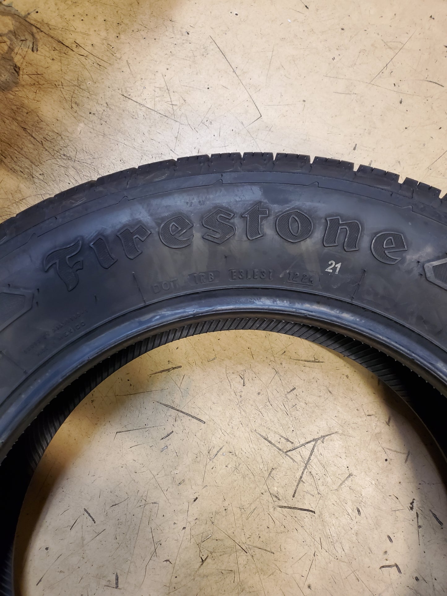 FIRESTONE DESTINATION LE3 BSW P 215 65 17 99H ALL SEASON TIRE 005357