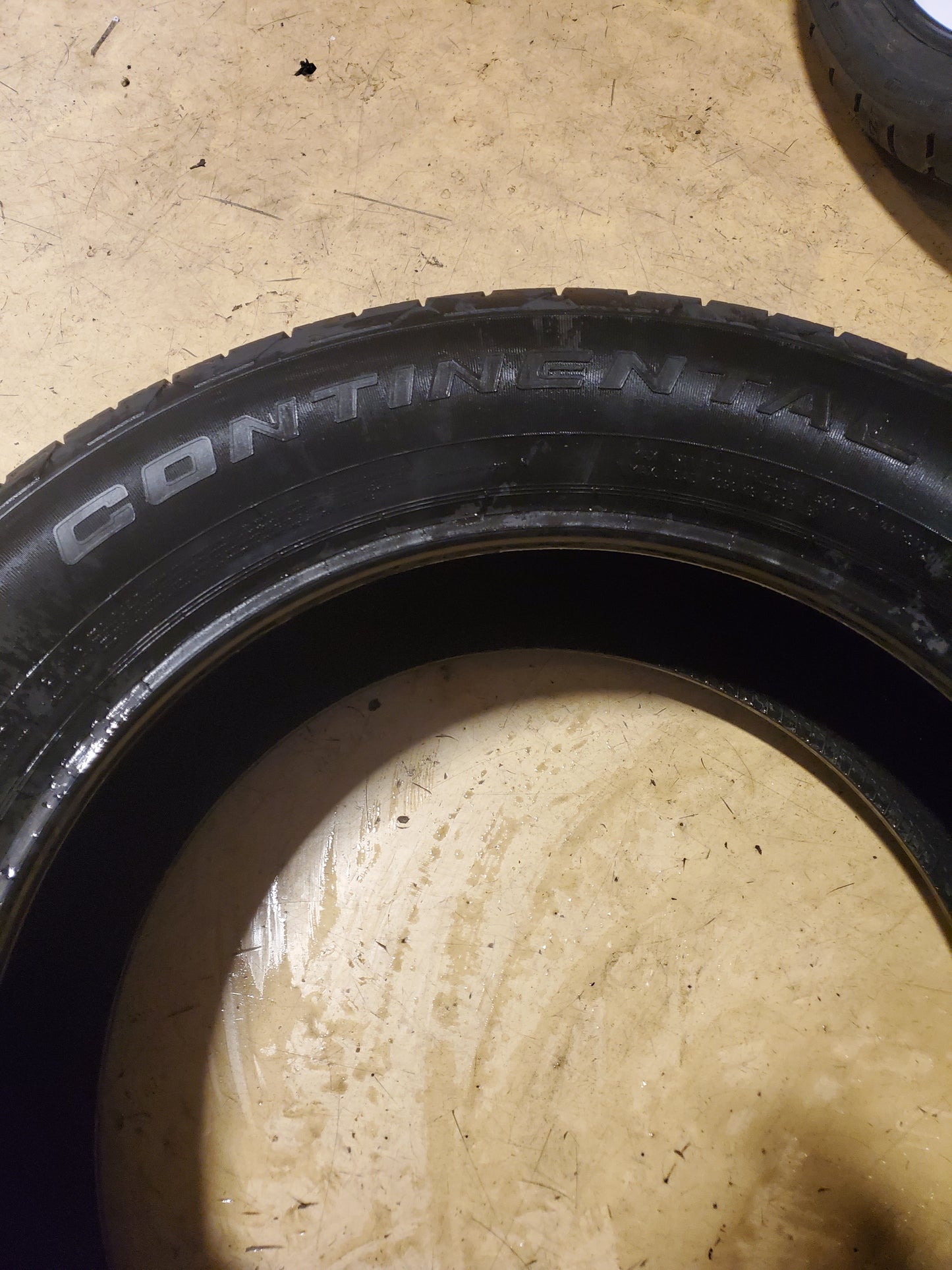 4 CONTINENTAL CONTICROSSCONTACT LX20 P 275 55 20 111T TIRE 15508200000