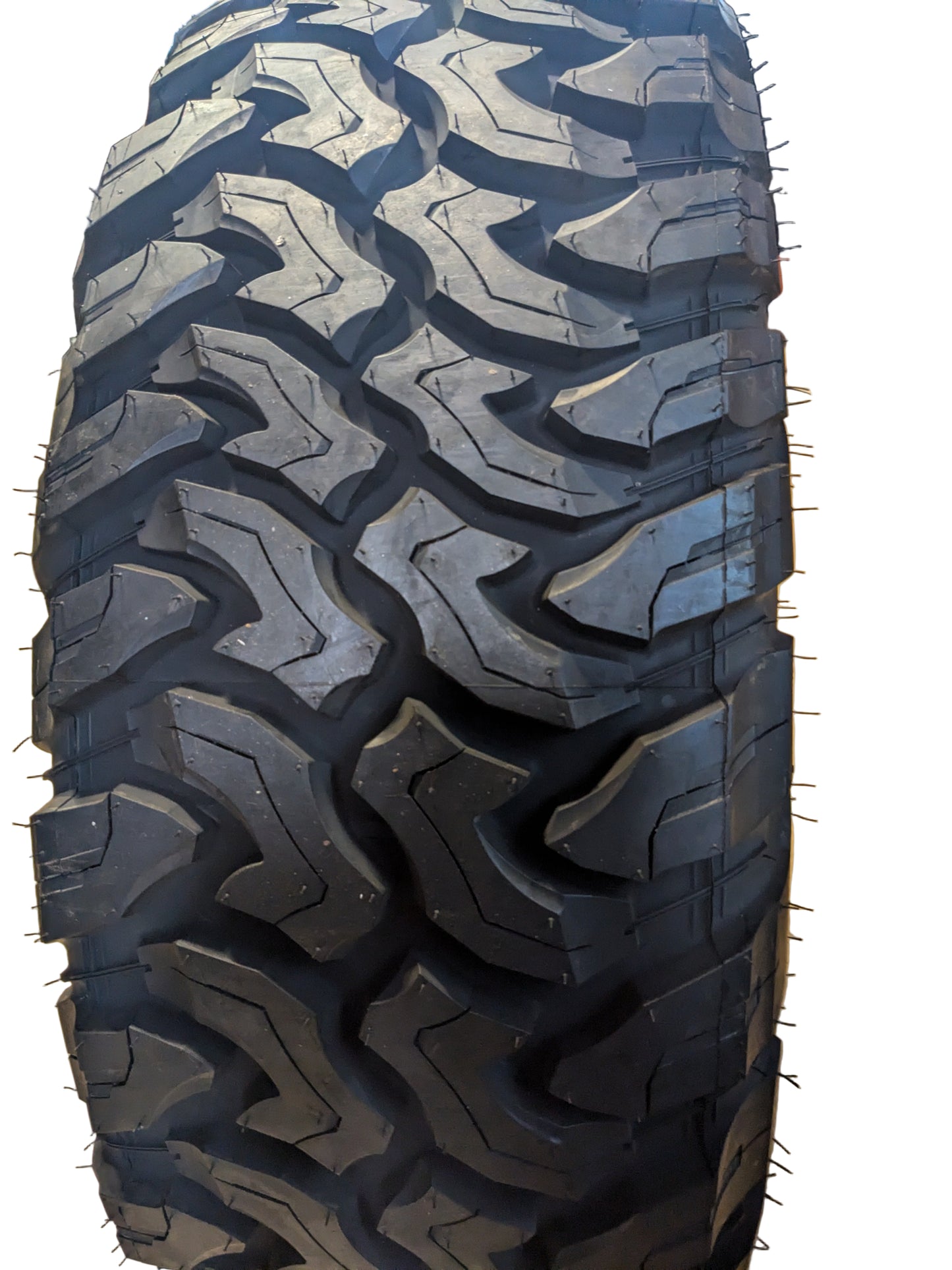 HANKOOK DYNAPRO MT2 RT05 BSW LT 295 70 18 129/126Q 10PLY MUD TERRAIN TIRE 2020805