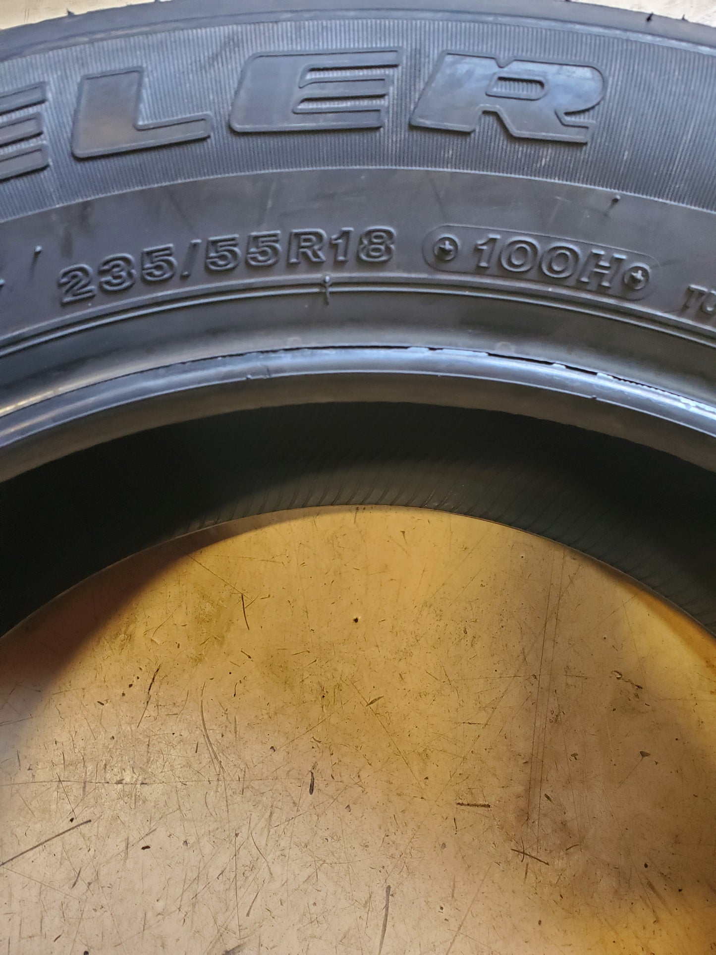 BRIDGESTONE DUELER H/T 687 BSW P 235 55 18 100H ALL SEASON TIRE 001785