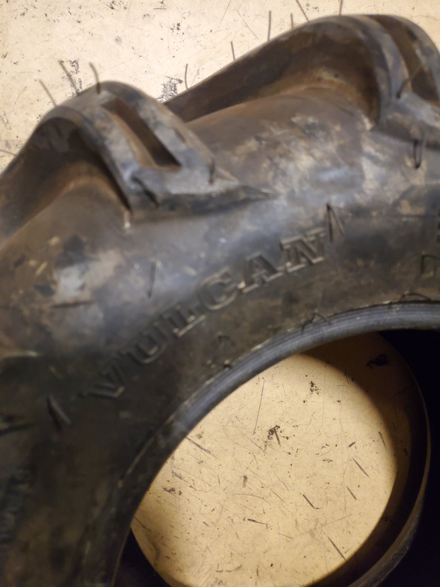 TYRE GUIDER VULCAN BSW AT 26 11 12 55F 6PLY ATV/UTV TIRE 748Q7500022A