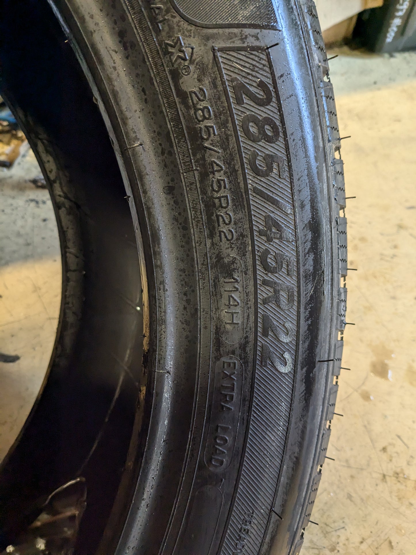 2 MICHELIN DEFENDER LTX M/S BSW LT 285 45 22 114H ALL SEASON TIRE 44941