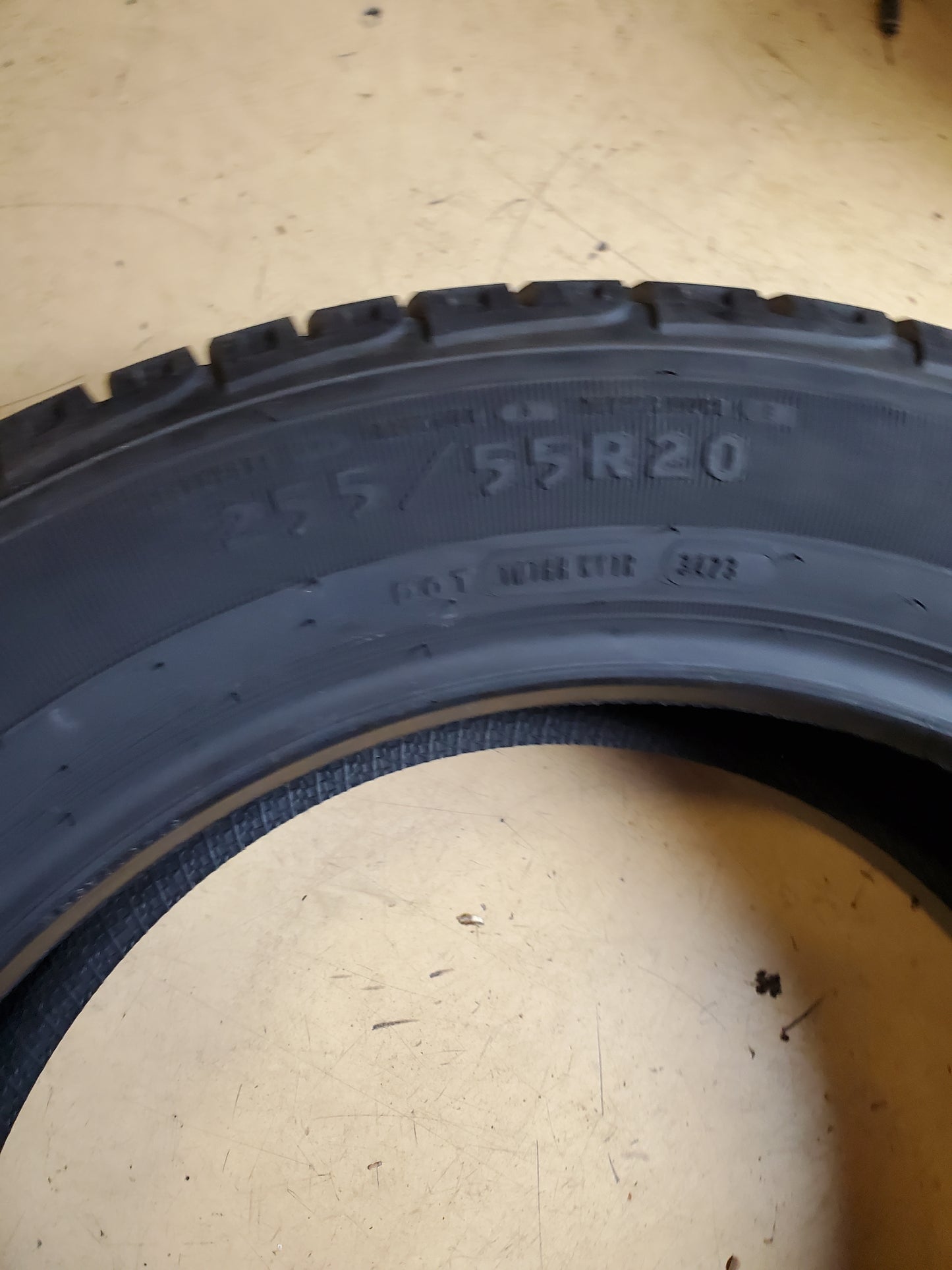 GOODYEAR WRANGLER STEADFAST HT BSW P 255 55 20 107V ALL SEASON TIRE 269025969