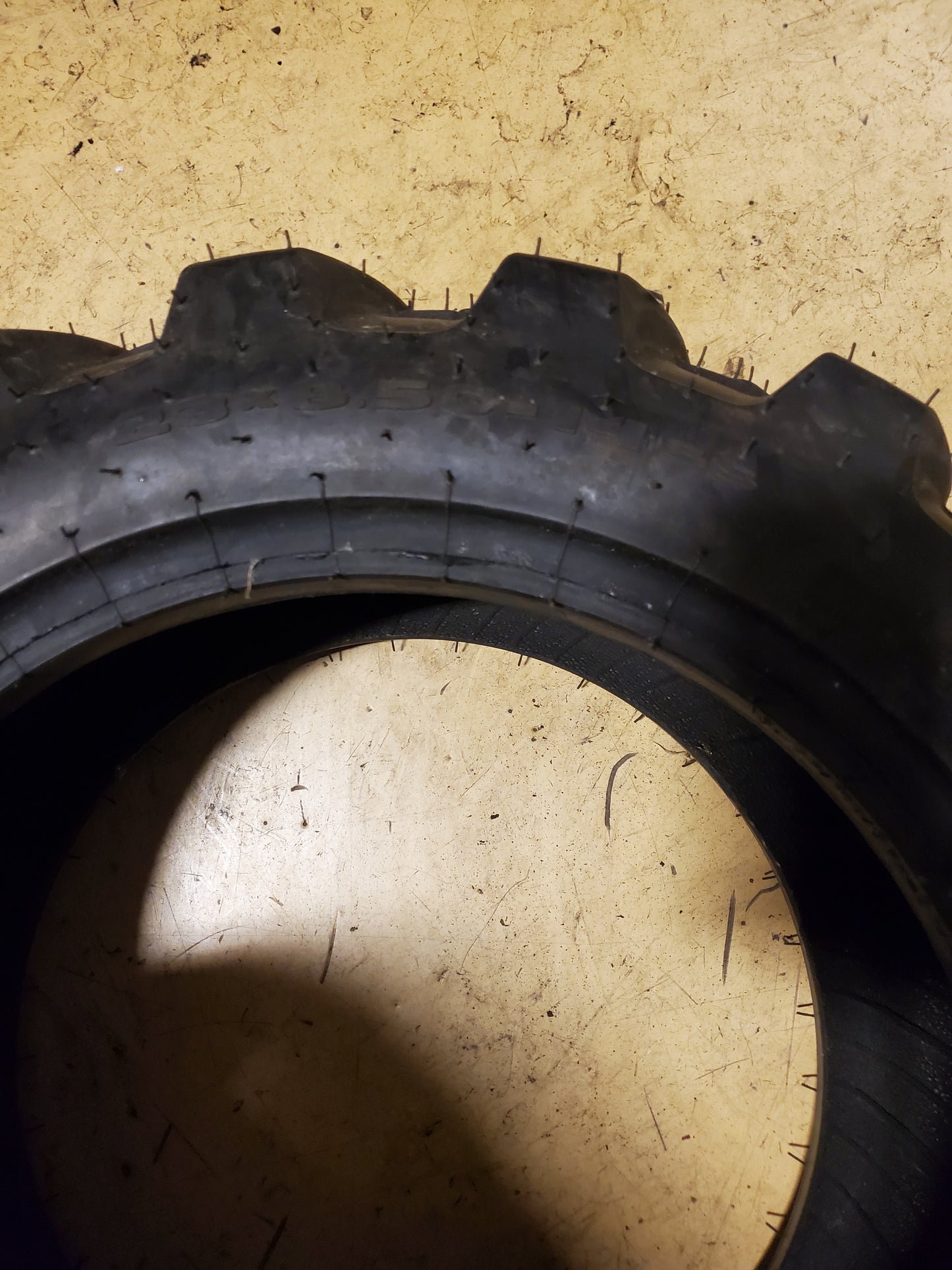 GALAXY THE MARATHONER 101A2 BSW 23 8.5 14 6PLY INDUSTRIAL TIRE 102045